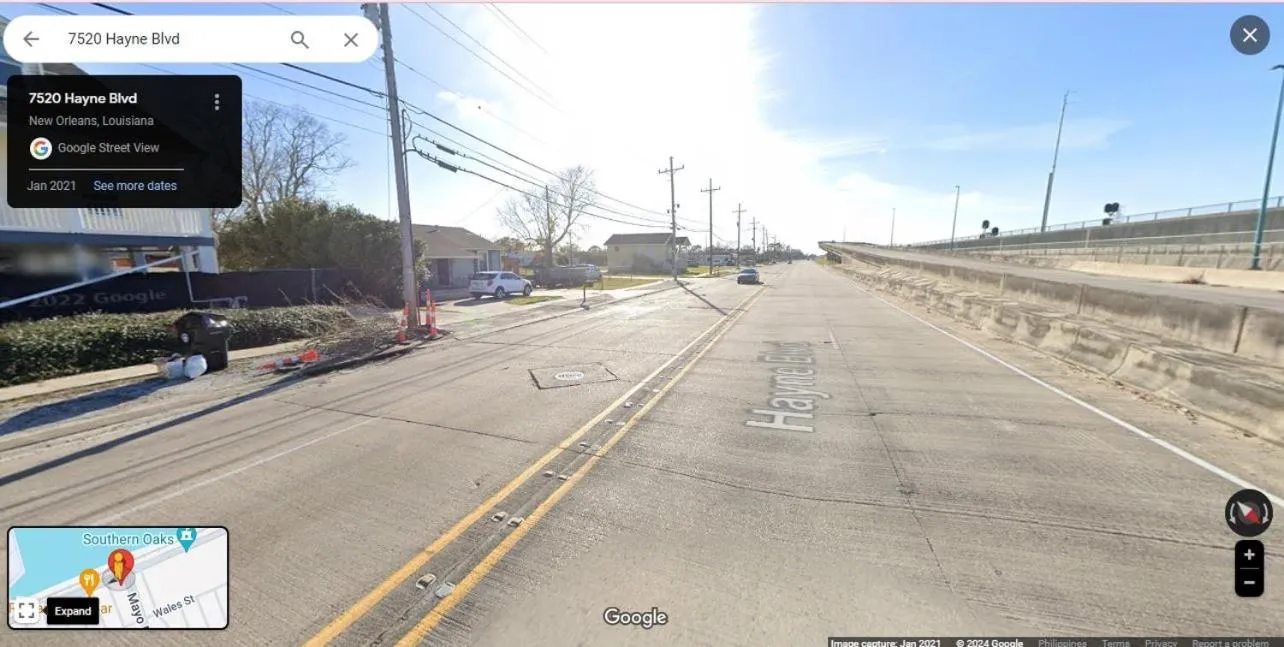 Neighbourhood in 7 BR- Sleeps 15! Famous Lakefront Amazing Property!