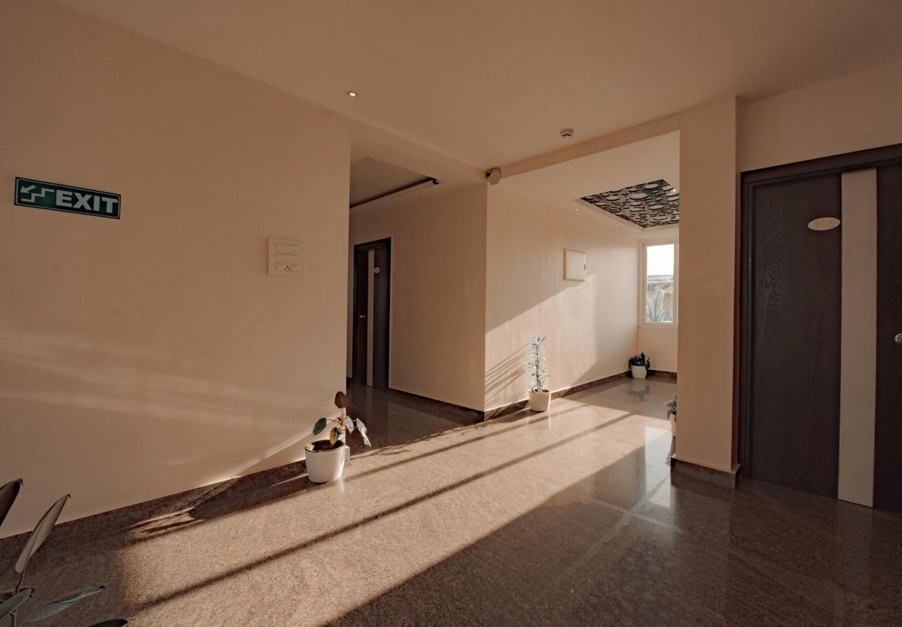 Property building in Hotel Horizon Hues