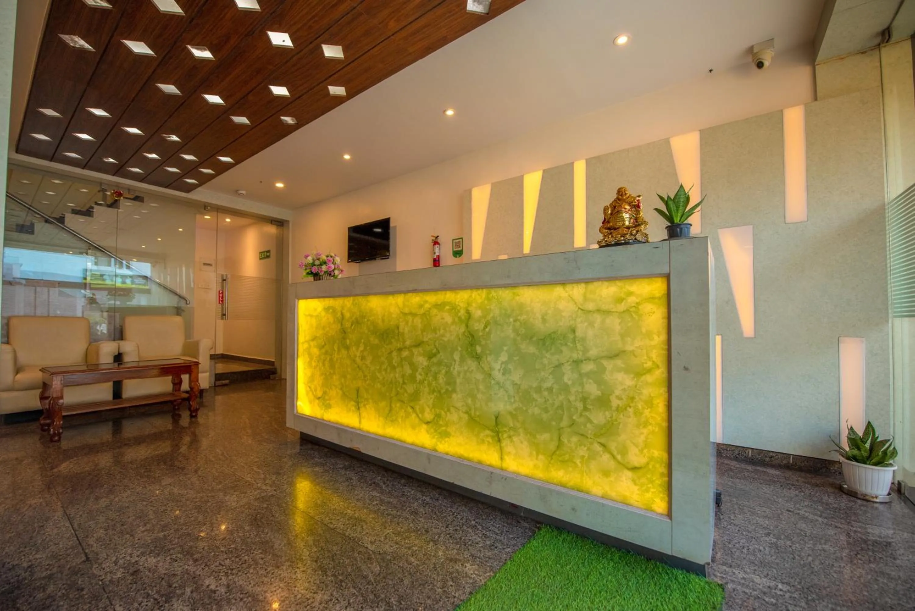 Lobby or reception in Hotel Horizon Hues