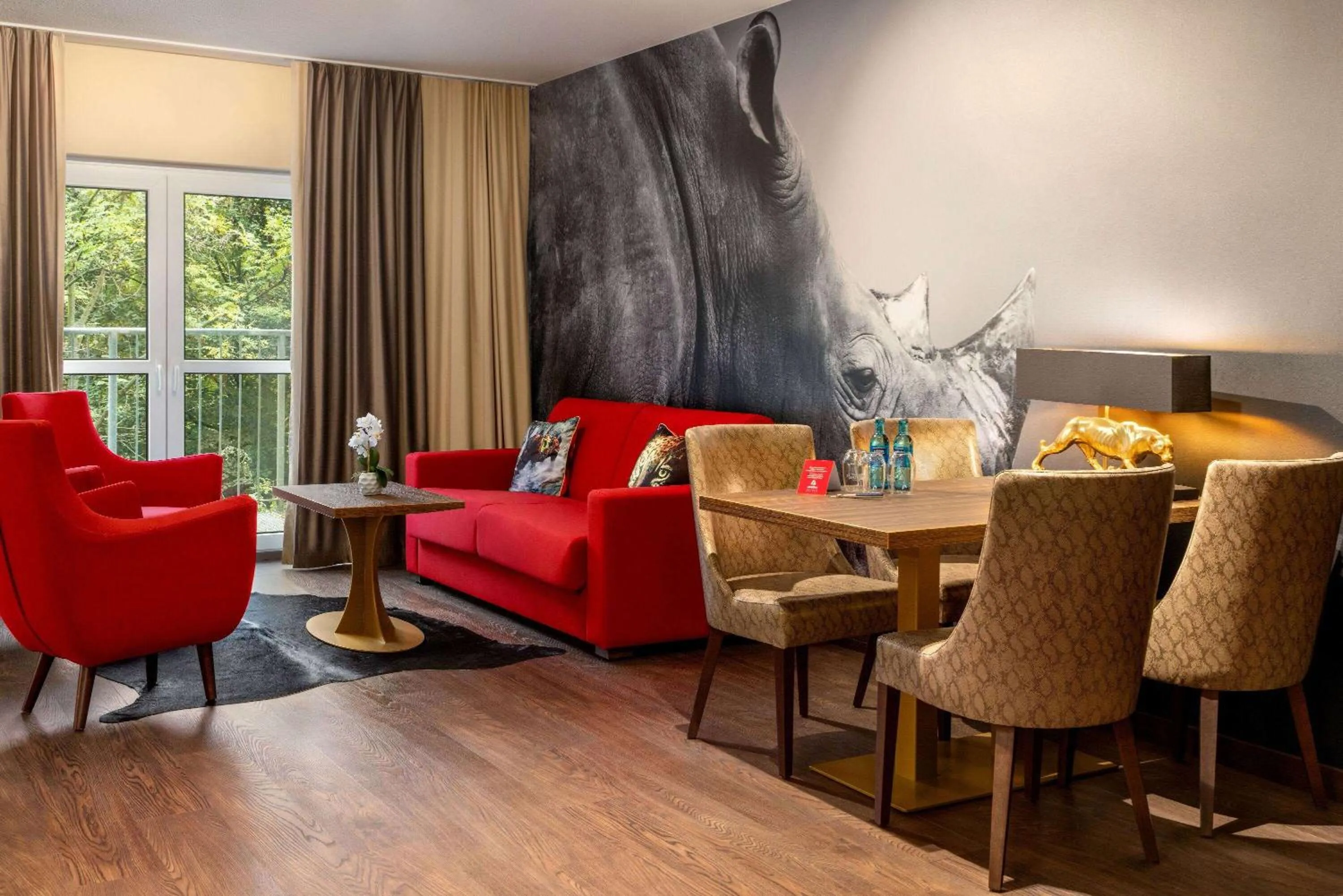 Bed in Amedia Hotel & Suites Leipzig, Trademark Collection by Wyndham