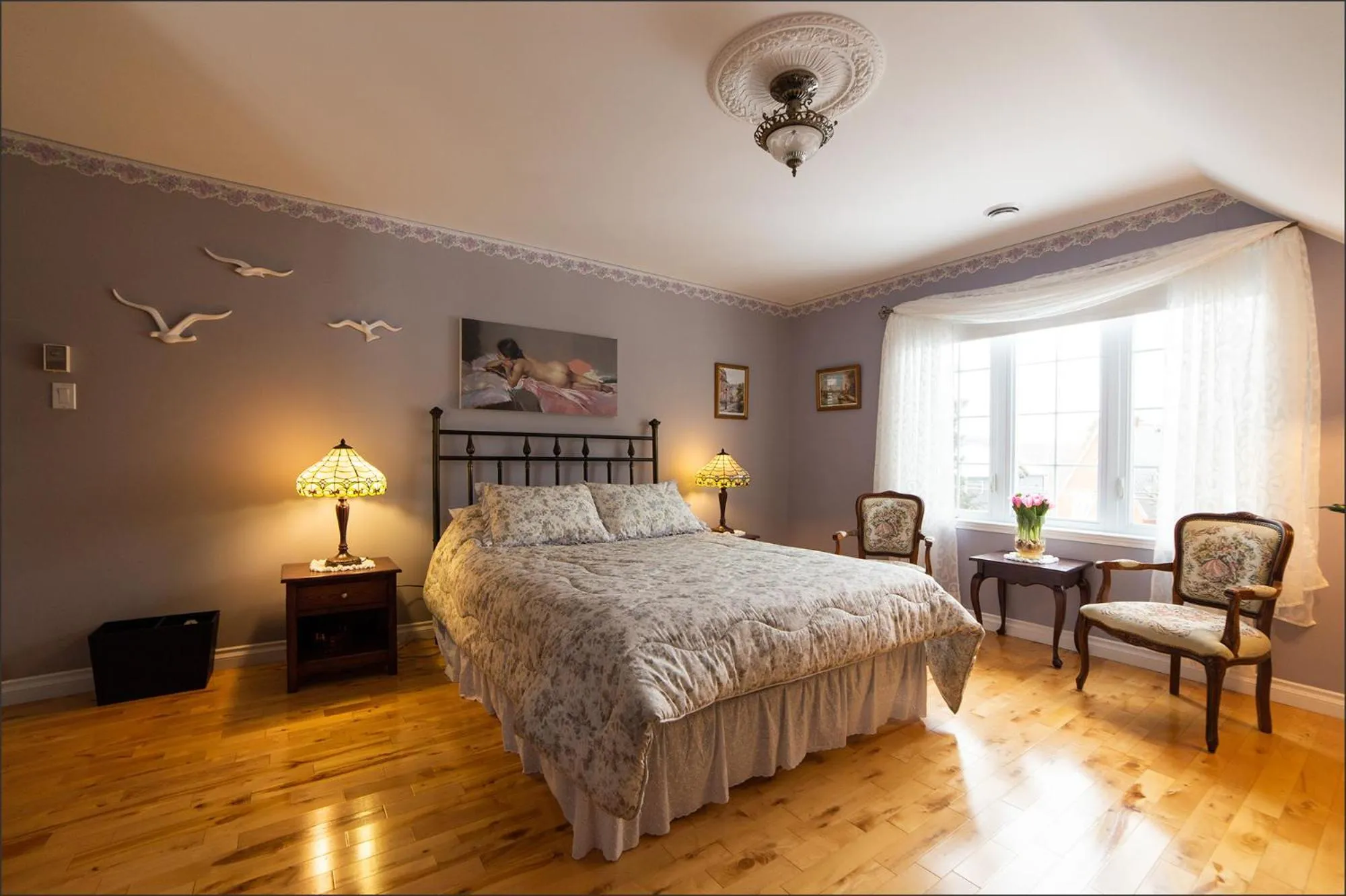 Photo of the whole room, Bed in Au coeur de Saint-Sauveur