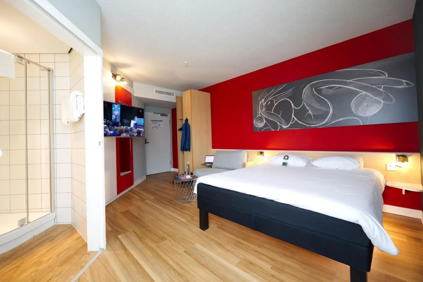 TV and multimedia, Bed in ibis Köln Messe