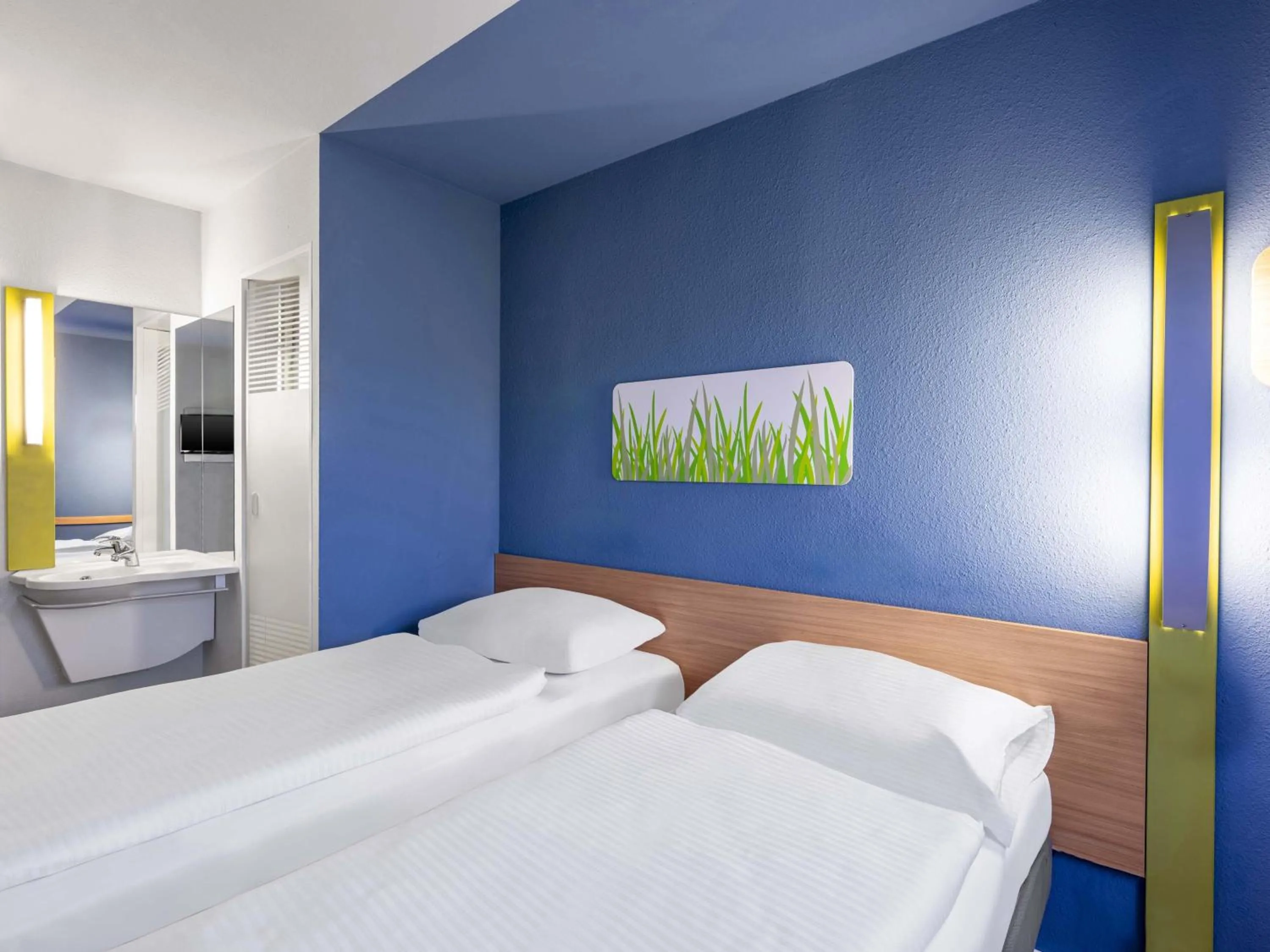 Bed in B&B HOTEL Willich