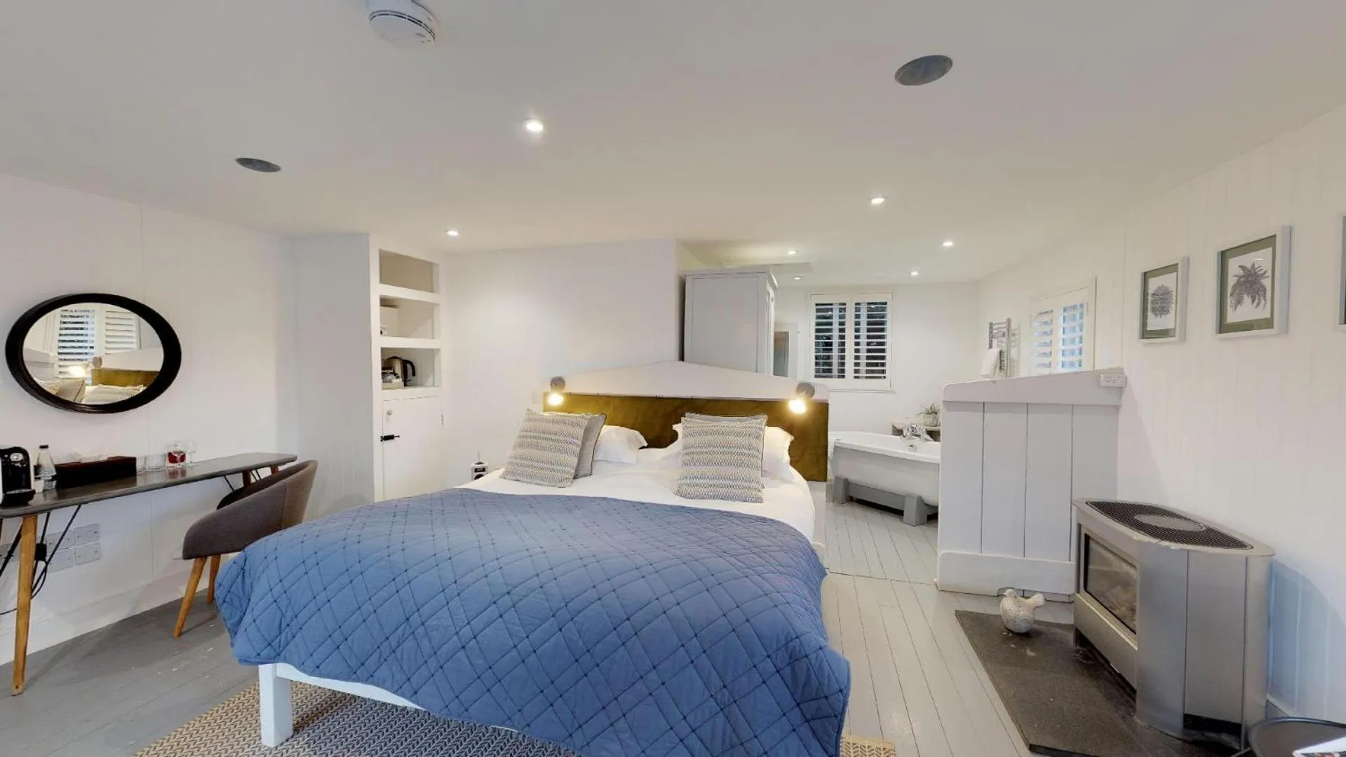 Bed in Titchwell Manor Hotel