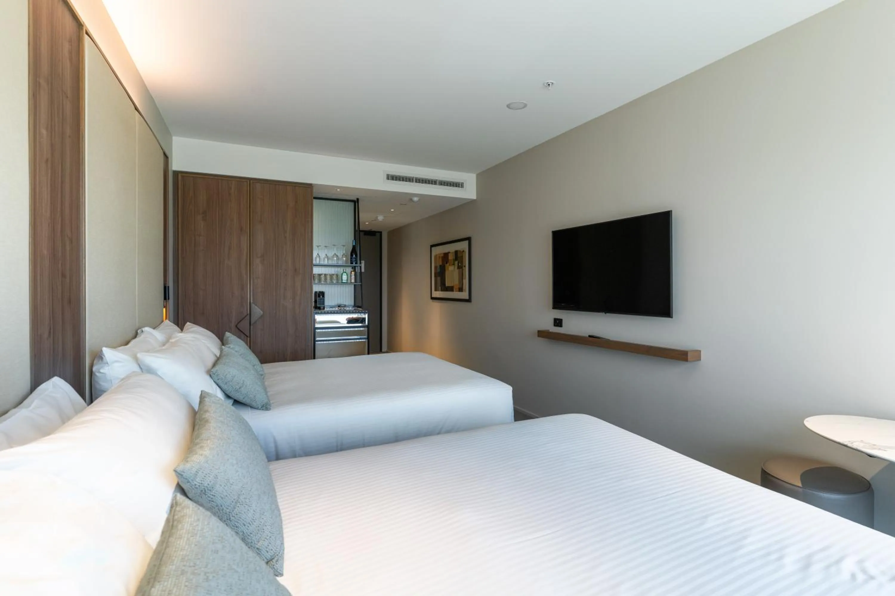 Bedroom, Bed in Oval Hotel at Adelaide Oval