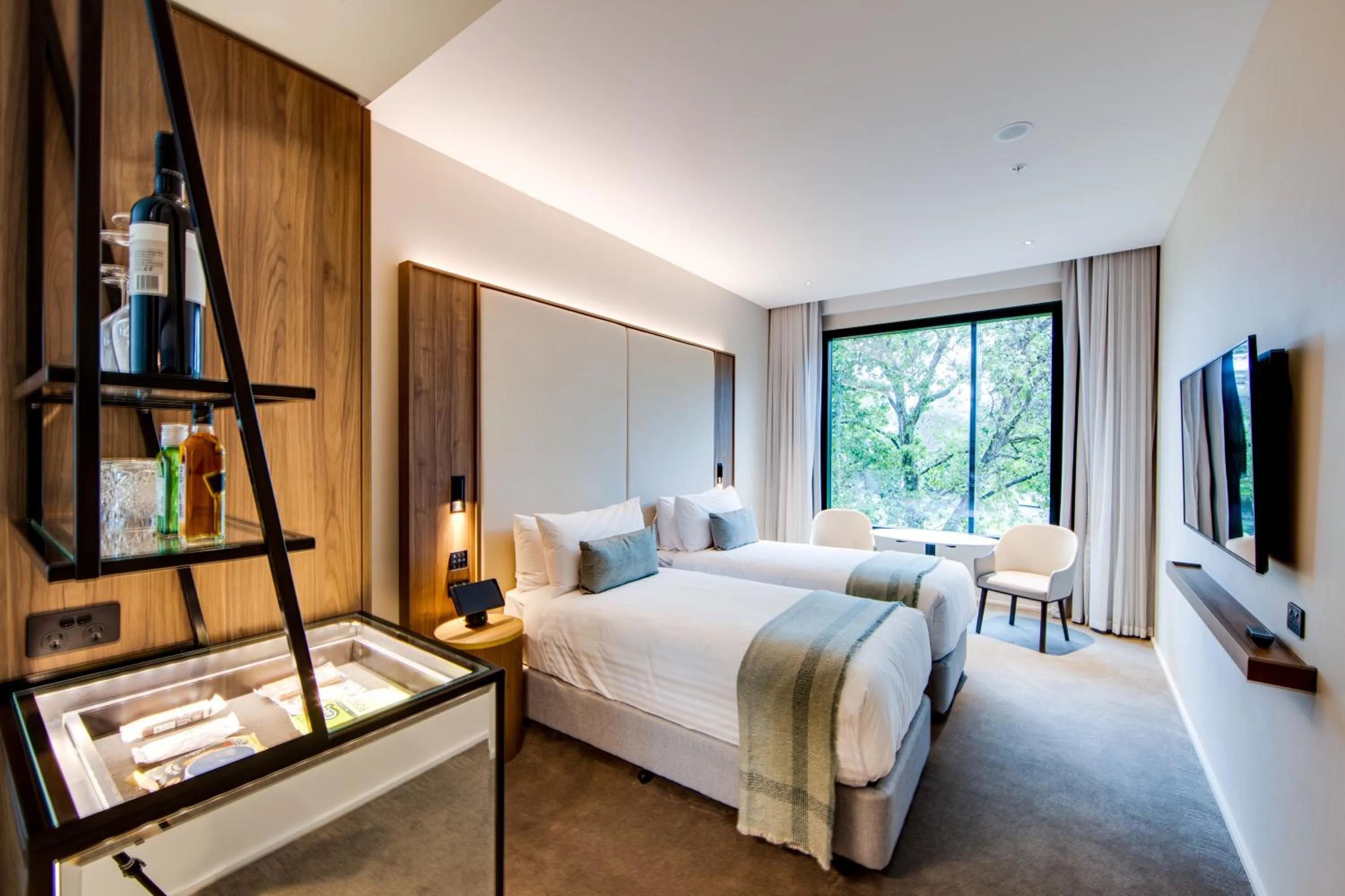 Photo of the whole room, Bed in Oval Hotel at Adelaide Oval