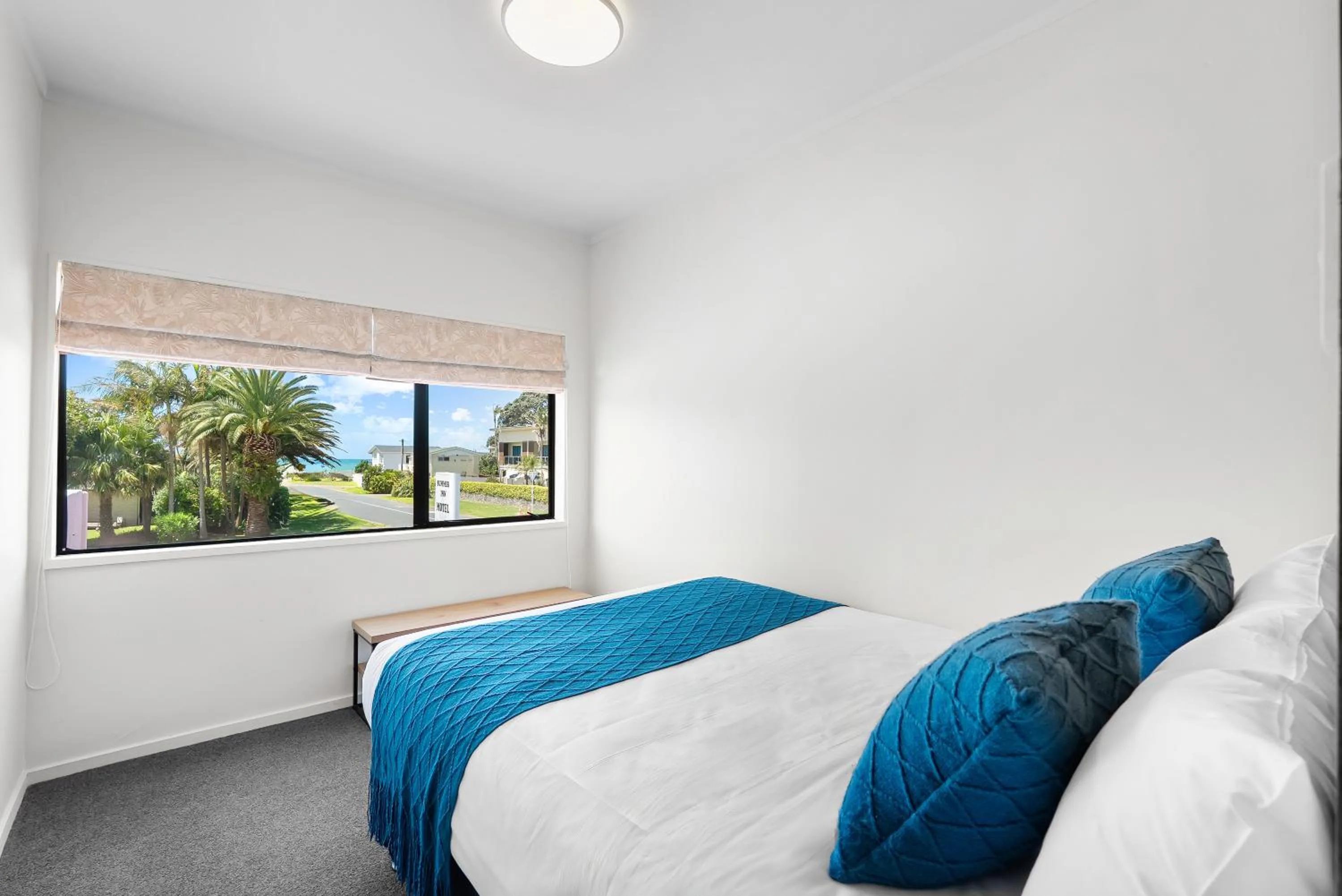 Bedroom, Bed in Summer Inn Motel - Newly Renovated