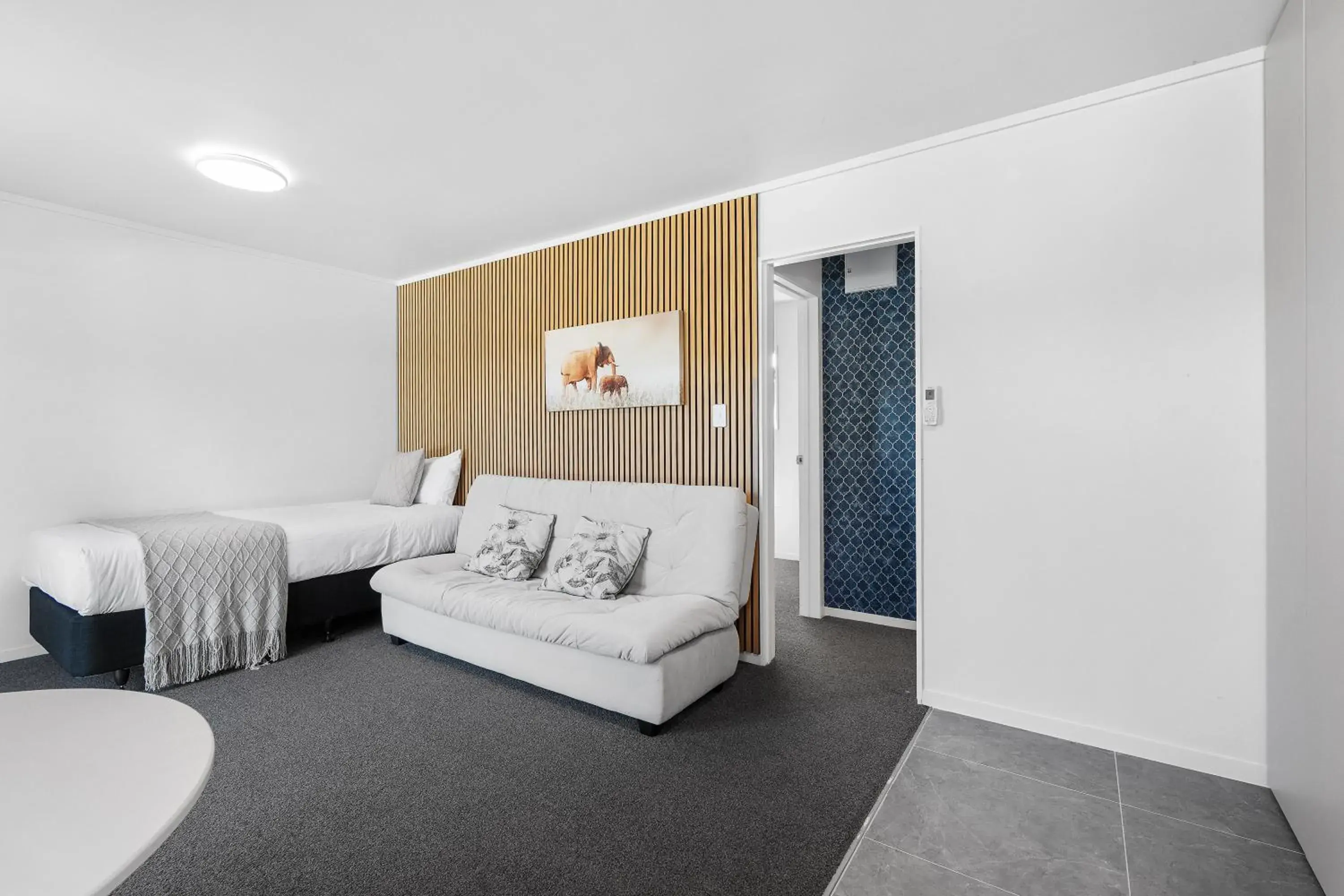 Family Bungalow in Summer Inn Motel - Newly Renovated Family Bungalow in Summer Inn Motel - Newly Renovated