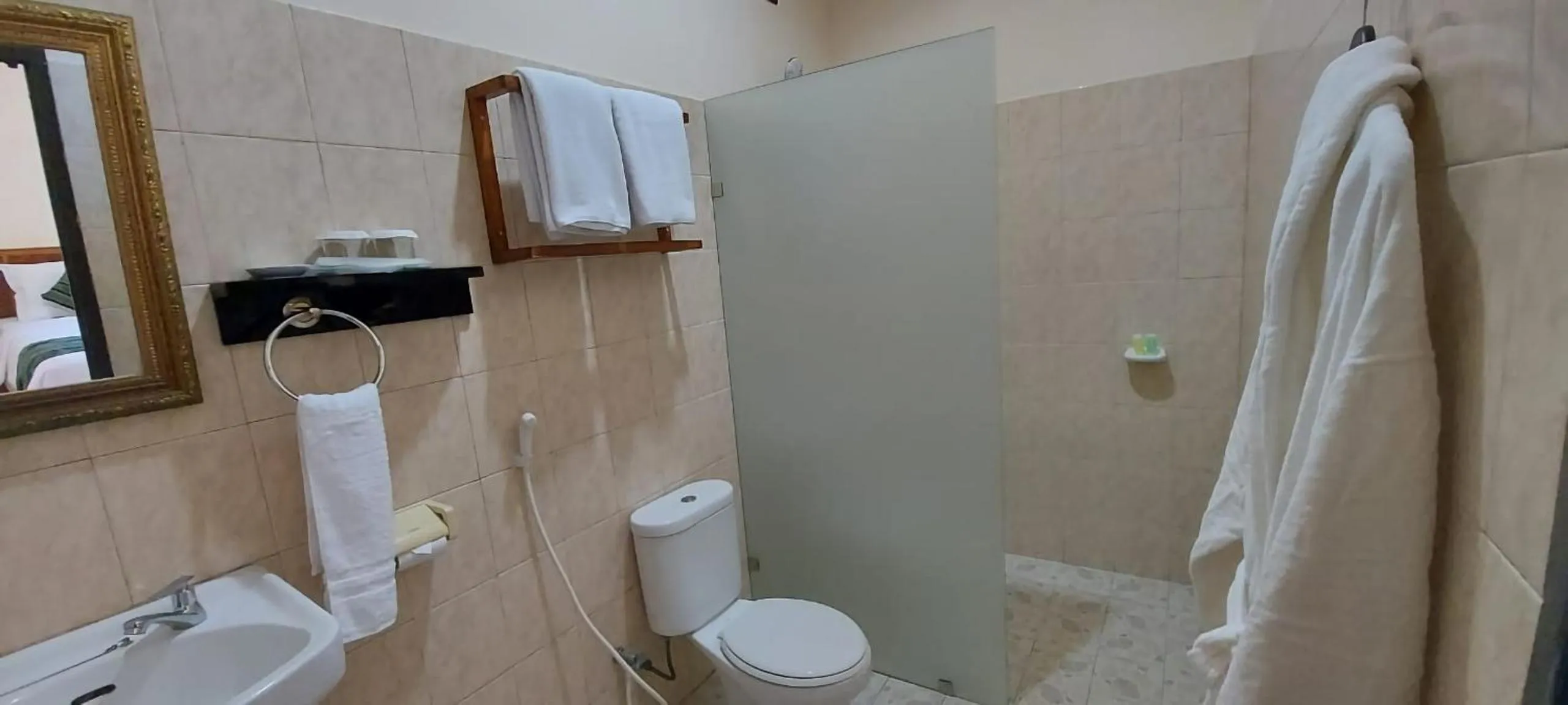 Shower in Kuta Paradise