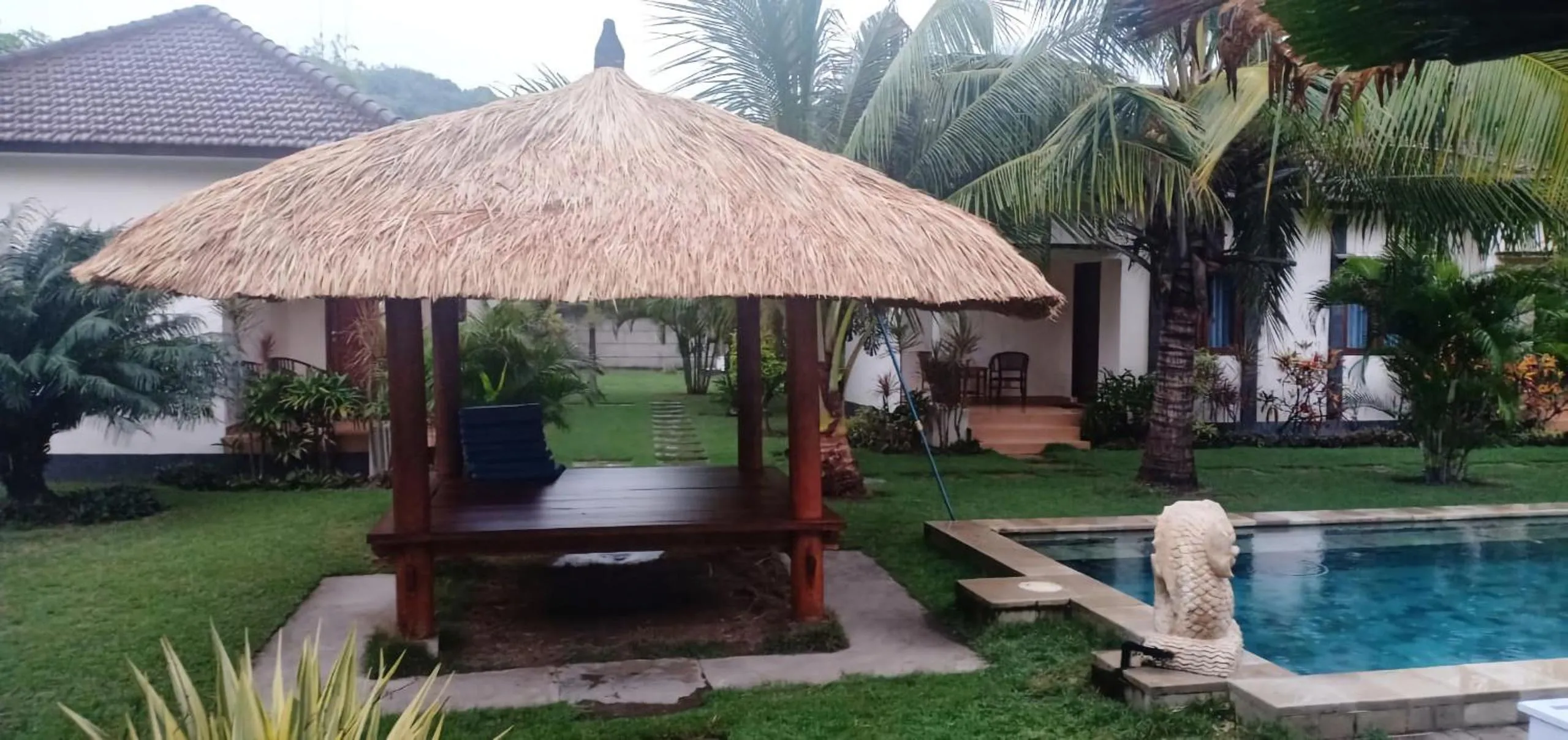 Swimming pool in Kuta Paradise