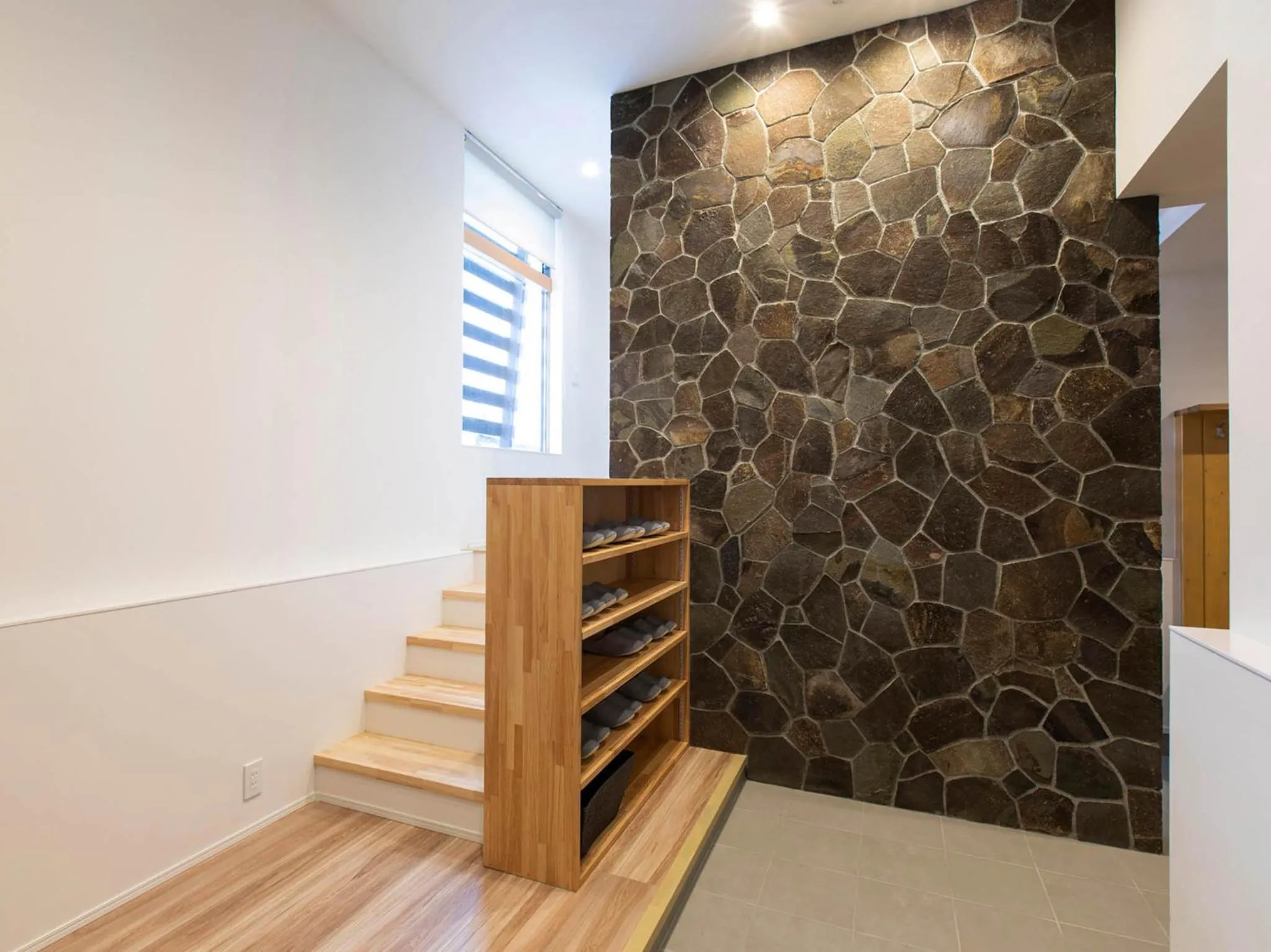 Facade/entrance in Aoyama Lodge