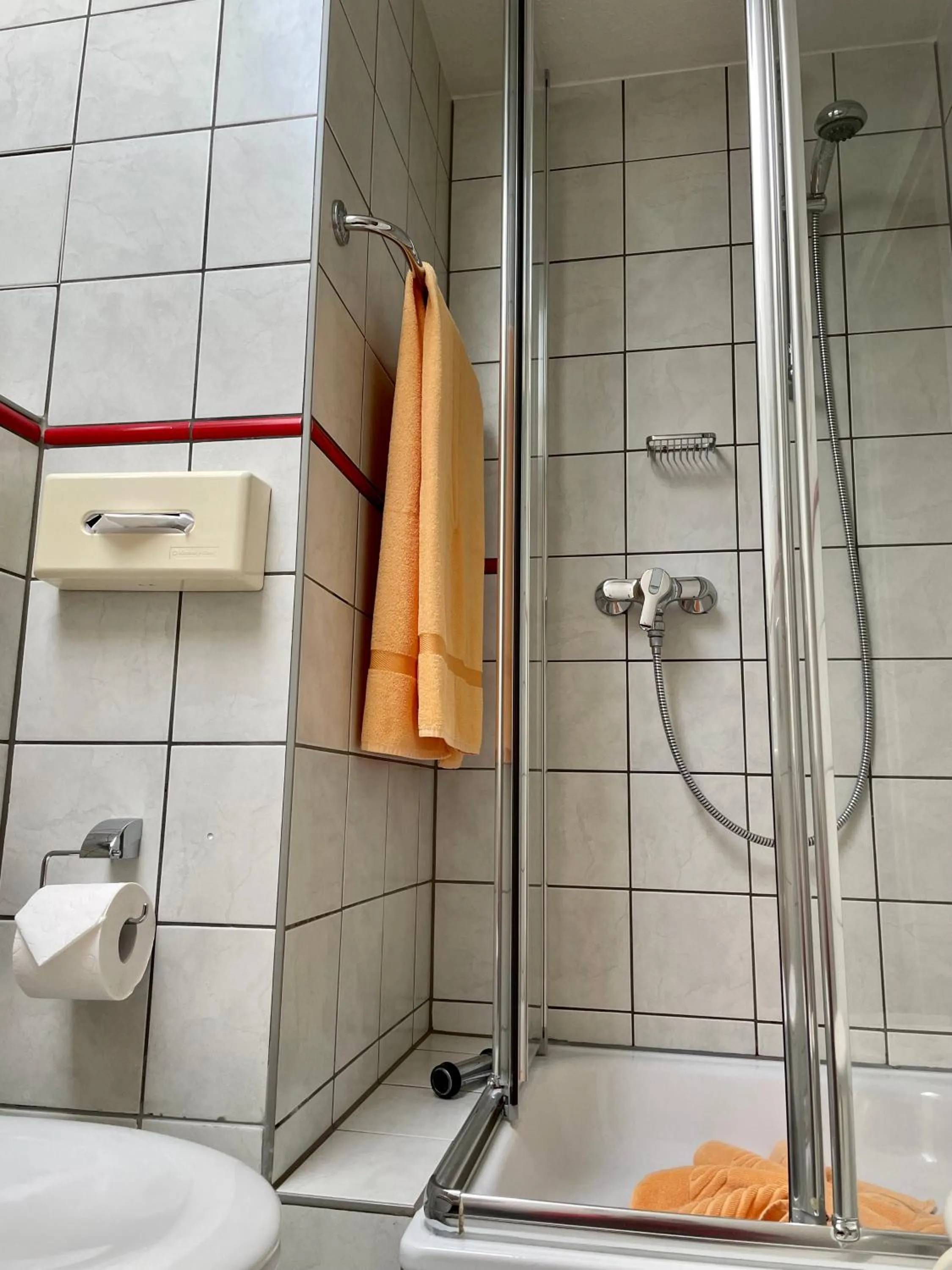 Bathroom in MUSTANG INN am Großen Garten