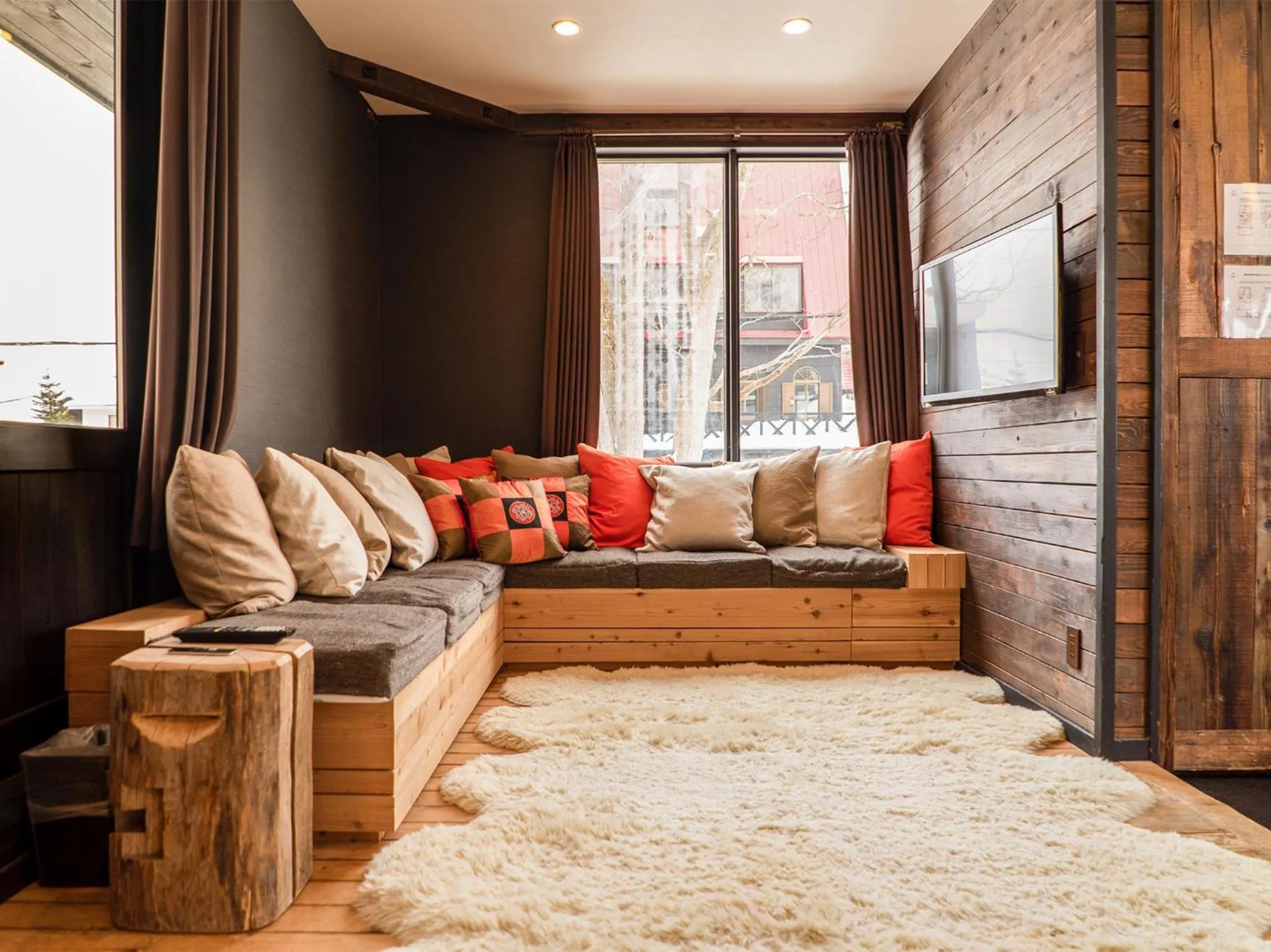 TV and multimedia in Momiji Lodge