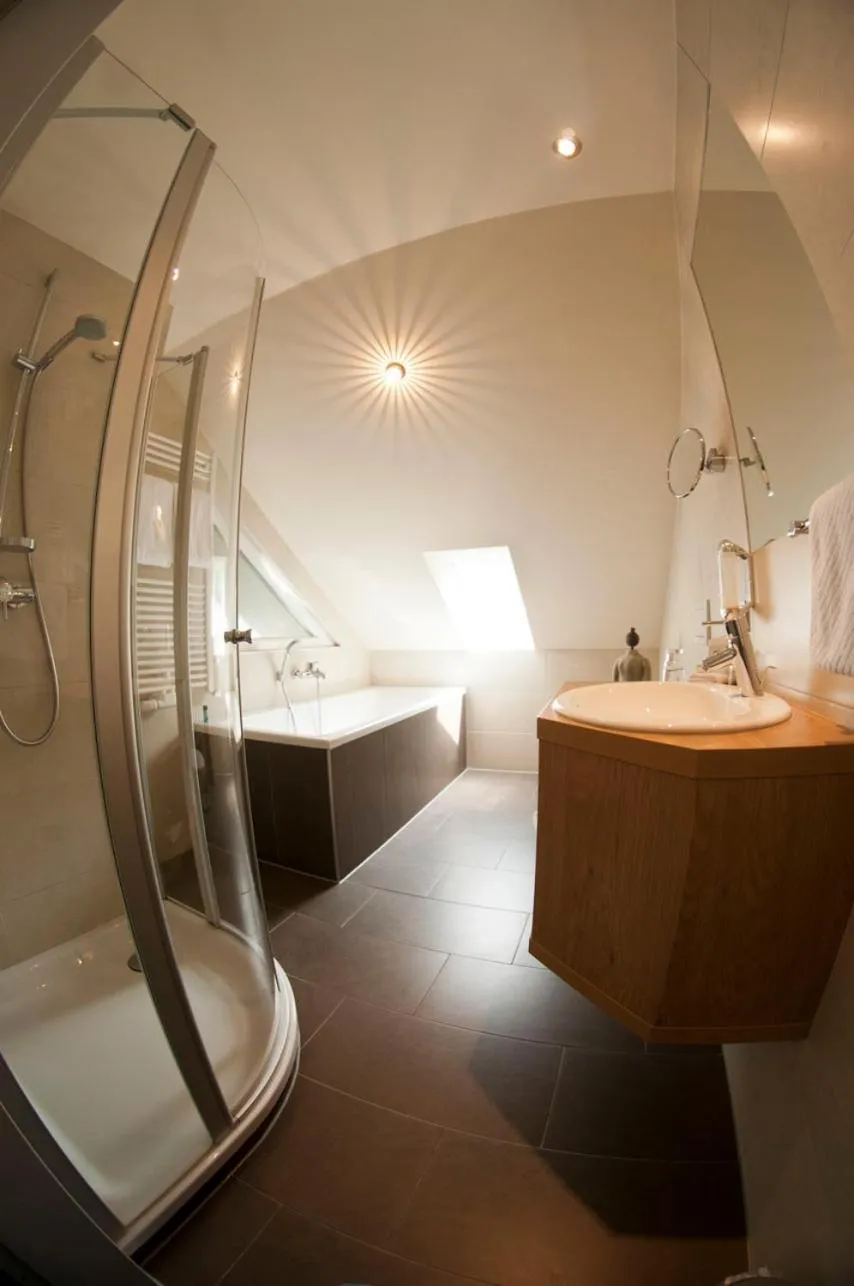 Bathroom in Berghotel Hohe Mark
