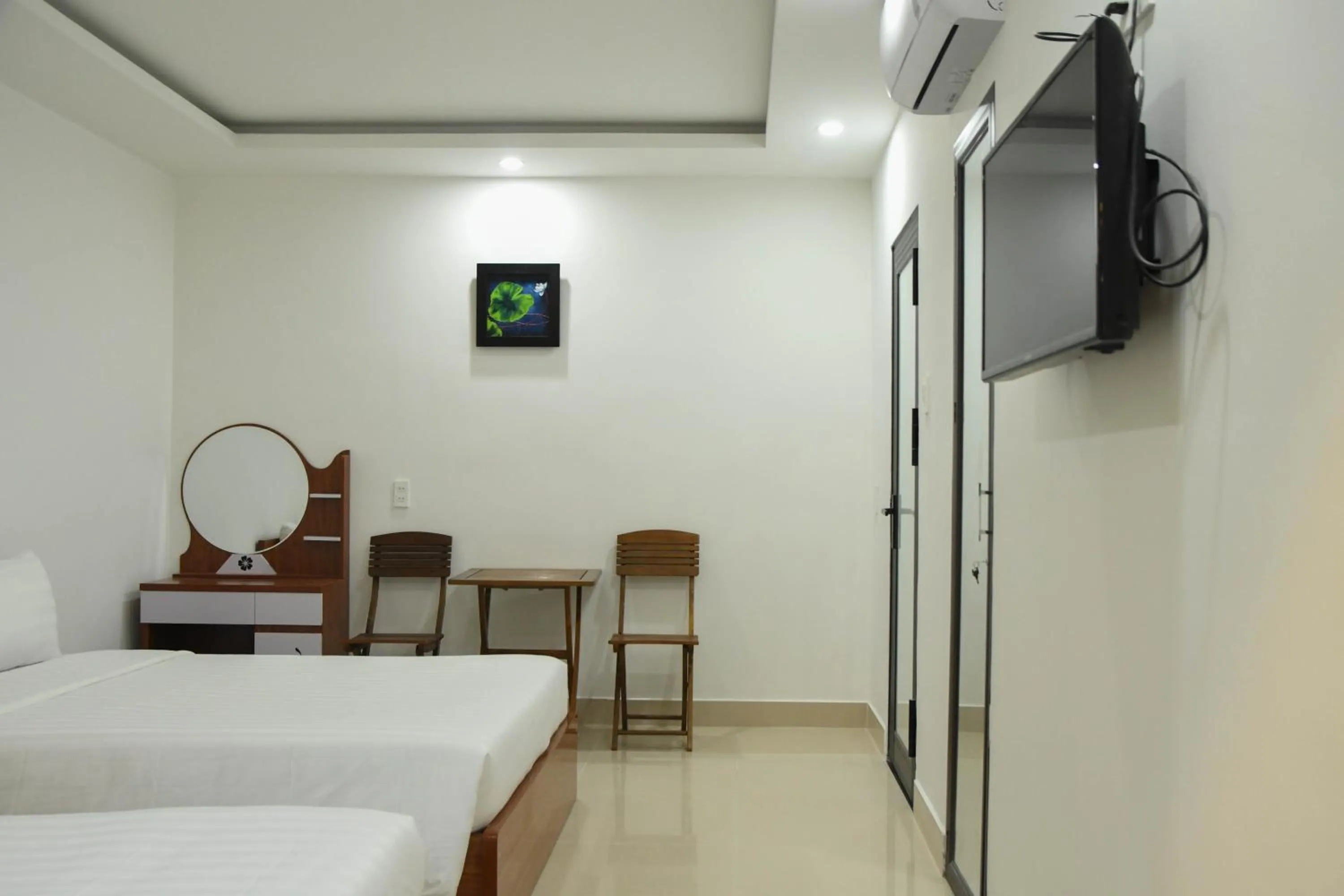 Bed in Asean Garden Homestay Hue