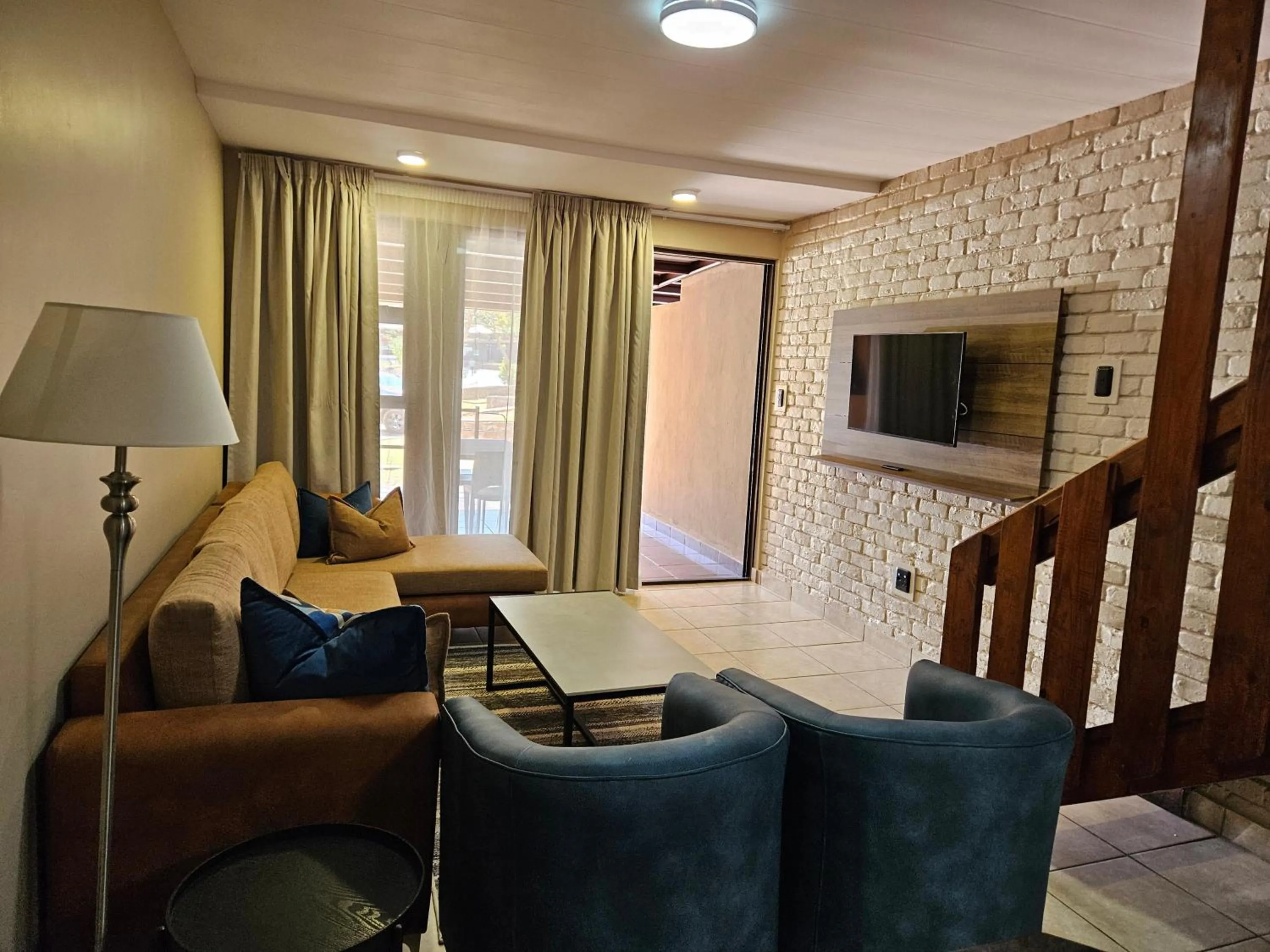 TV and multimedia in ATKV Klein-Kariba