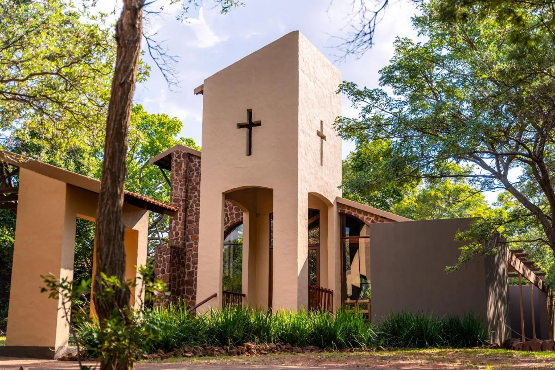 Property building in ATKV Klein-Kariba