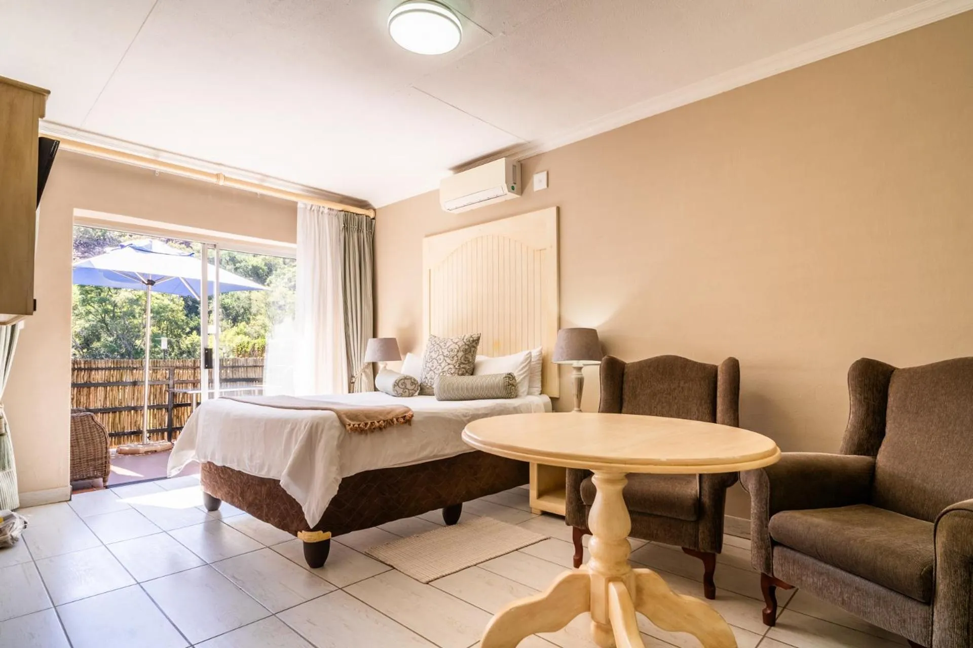 Bed in ATKV Klein-Kariba