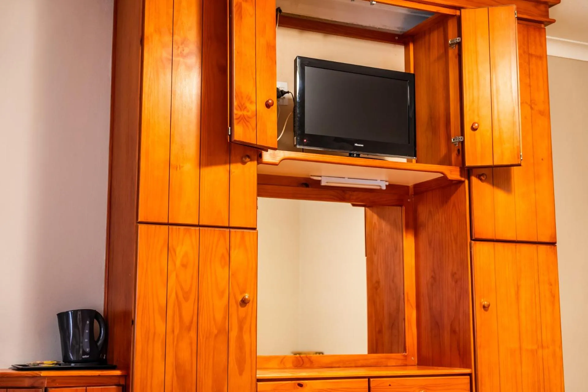 TV and multimedia in ATKV Klein-Kariba