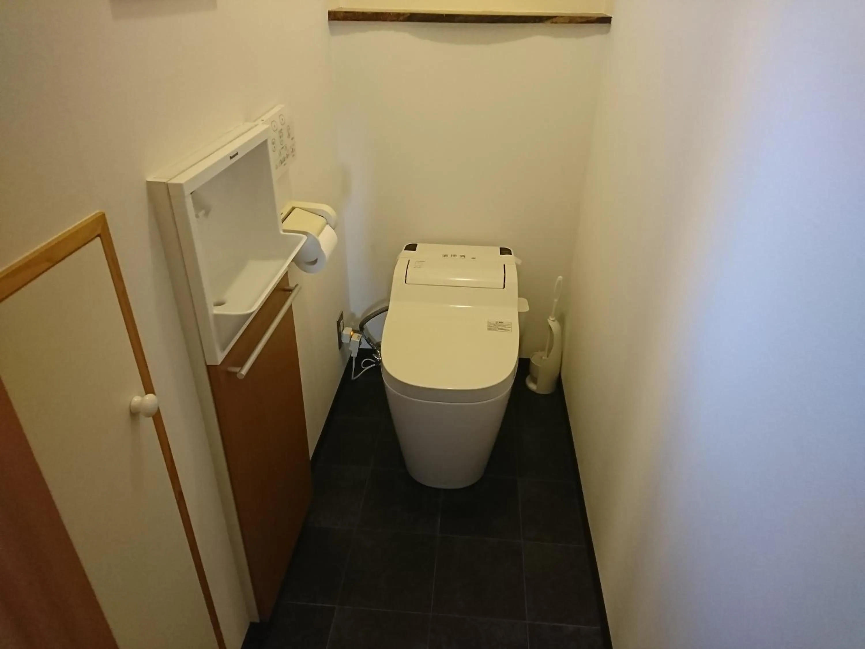 Toilet in Miyajima Shiro