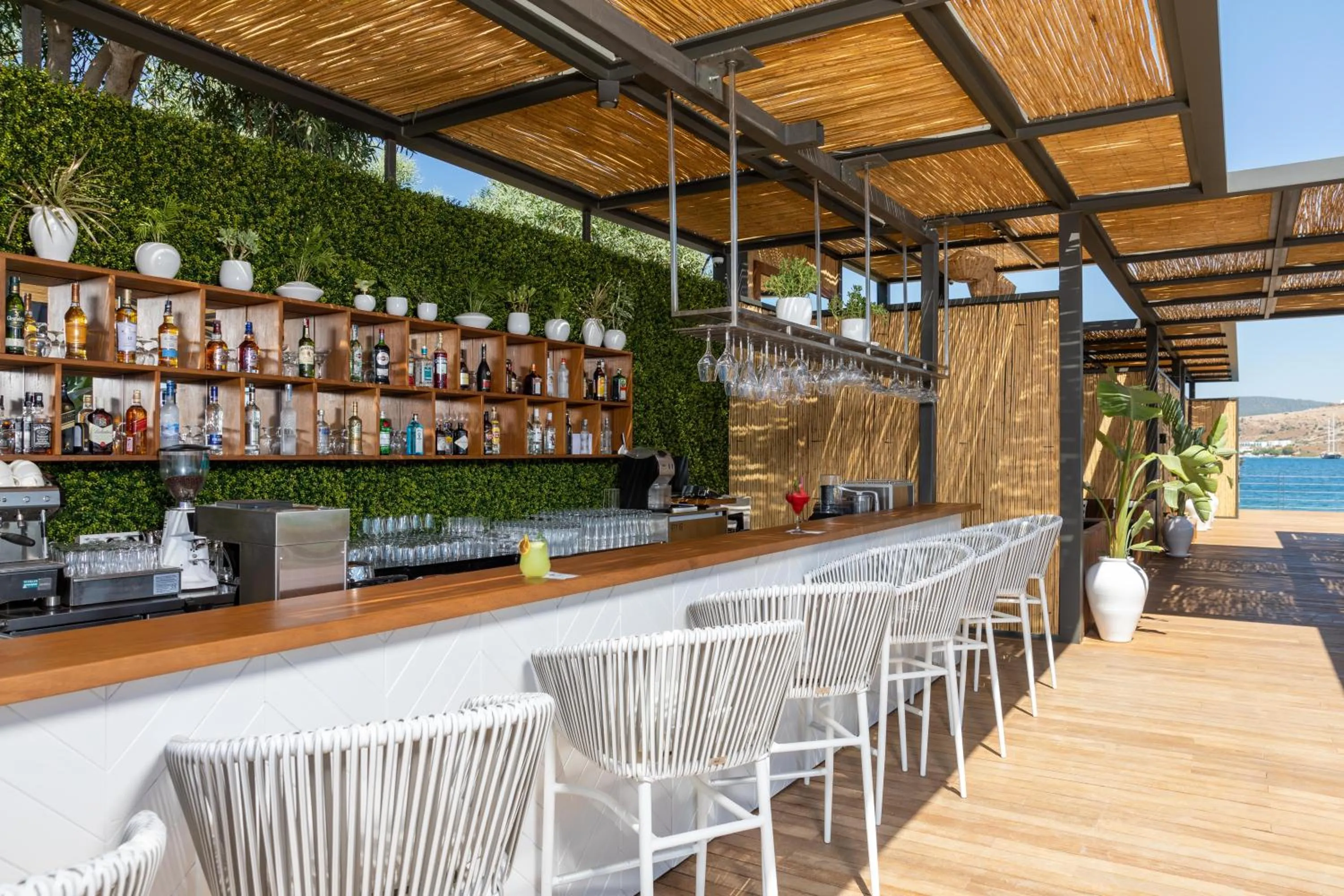 Food and drinks in Kaya Palazzo Resort & Residences Le Chic Bodrum