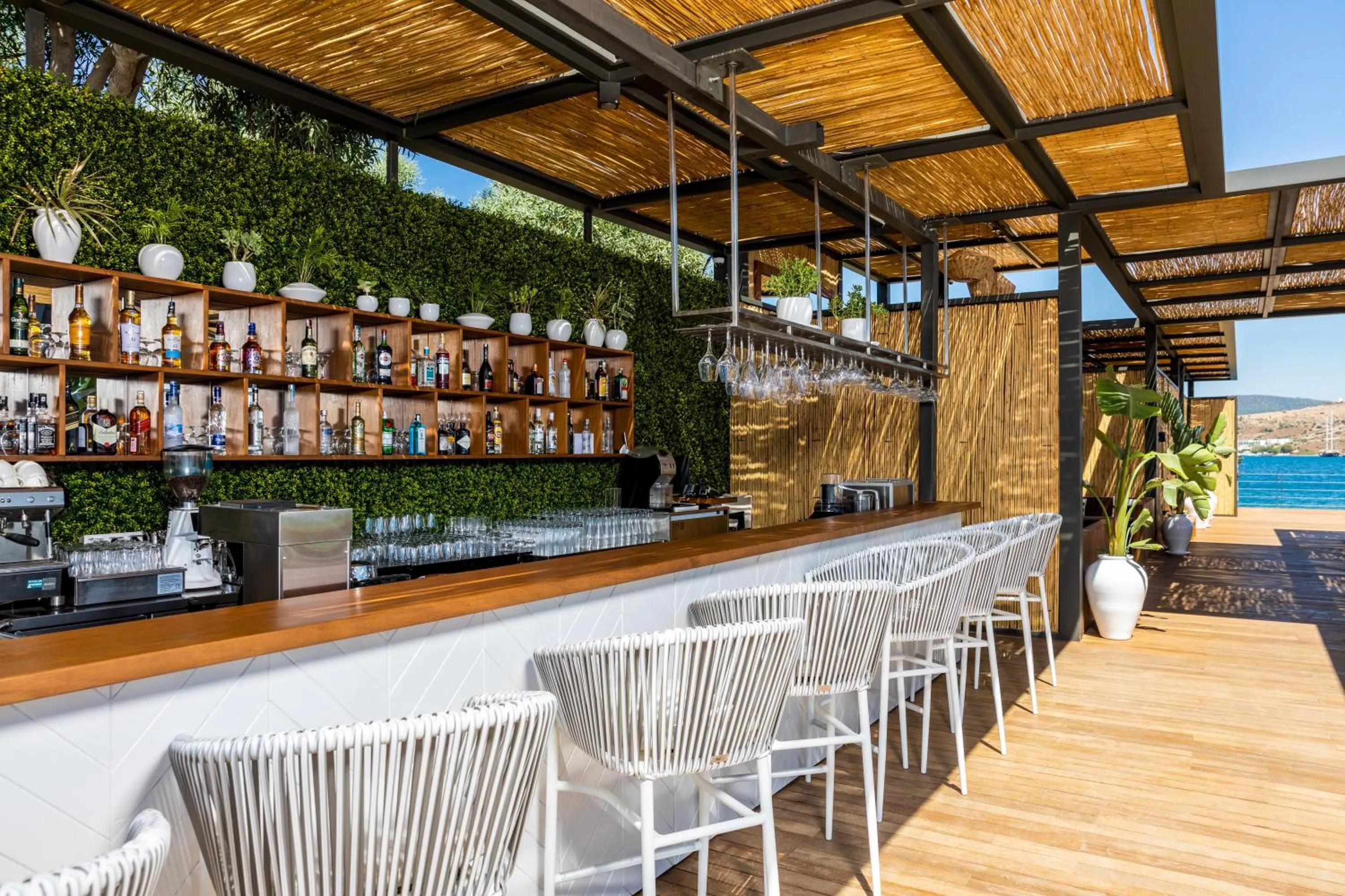 Lounge or bar in Kaya Palazzo Resort & Residences Le Chic Bodrum