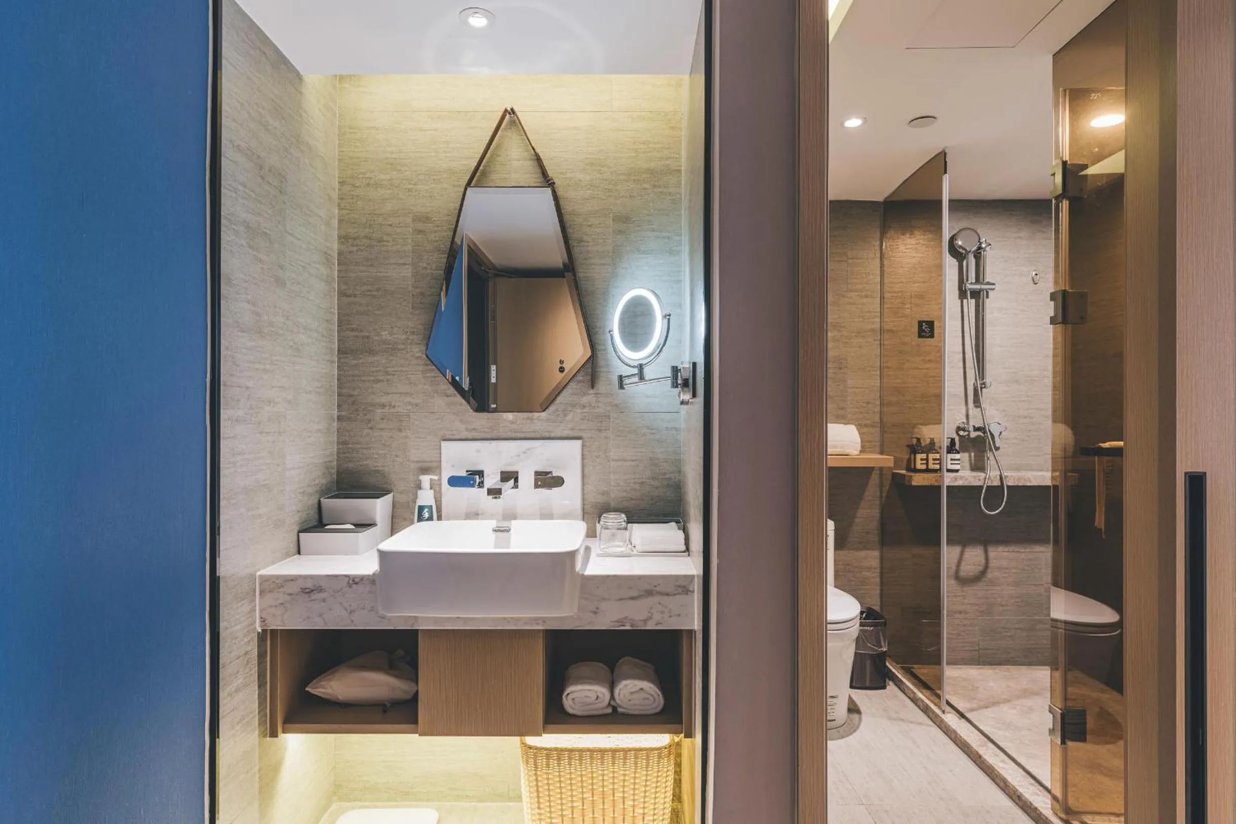 Atour Hotel Huzhou Dongwu