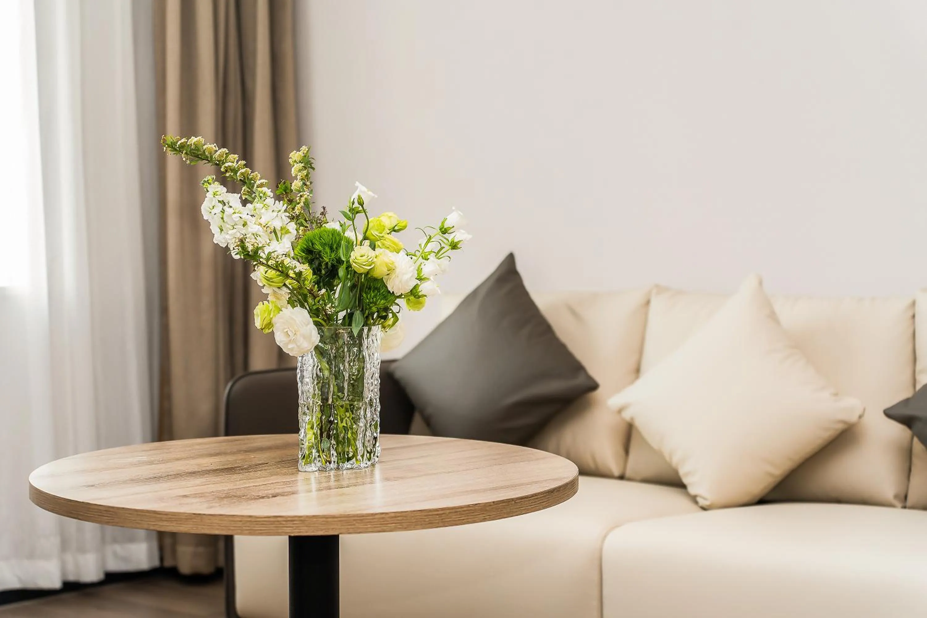 Atour Hotel -Du Fu Thatched Cottage