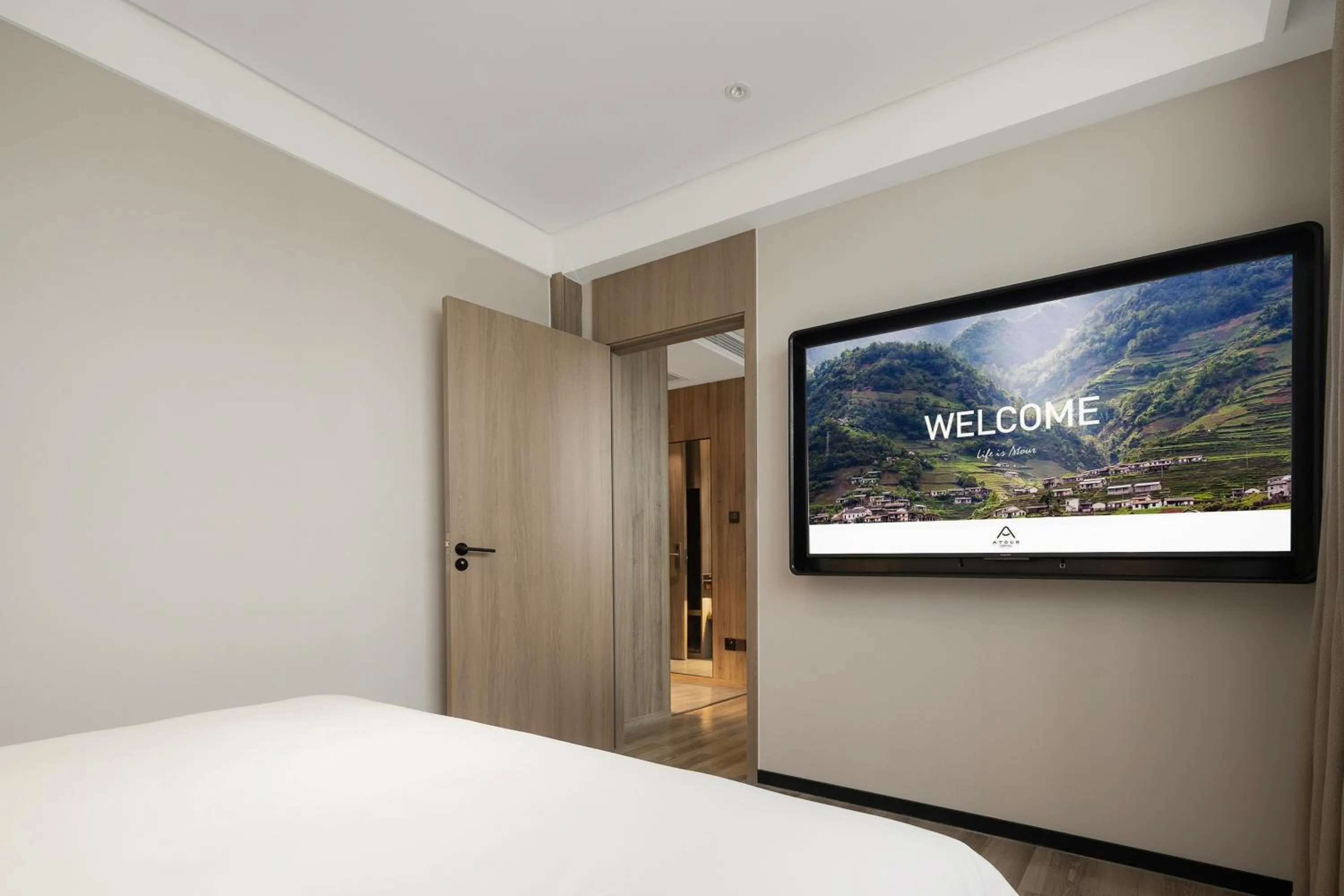 Bed in Atour Hotel -Du Fu Thatched Cottage