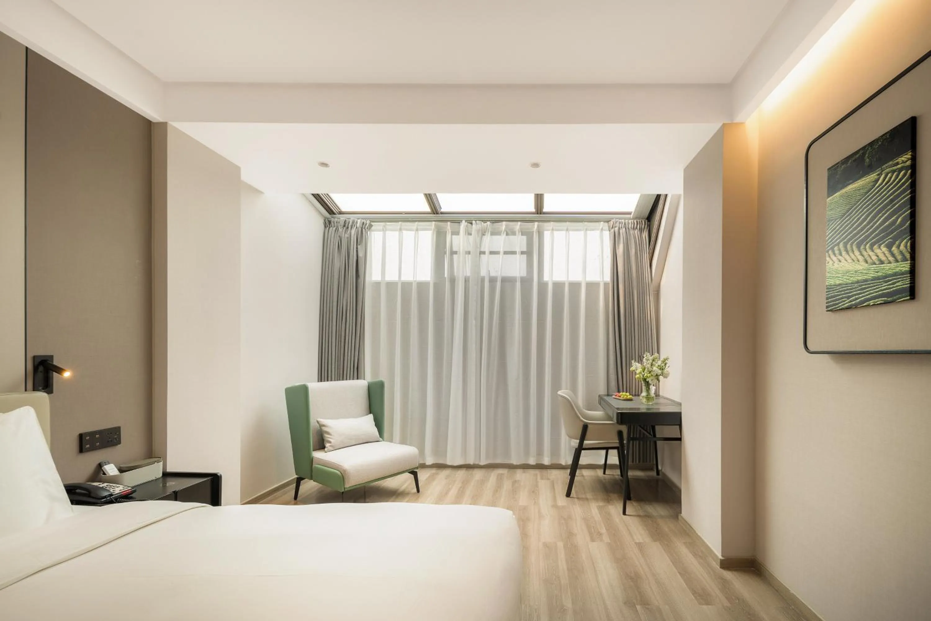 Bed in Atour Hotel -Du Fu Thatched Cottage