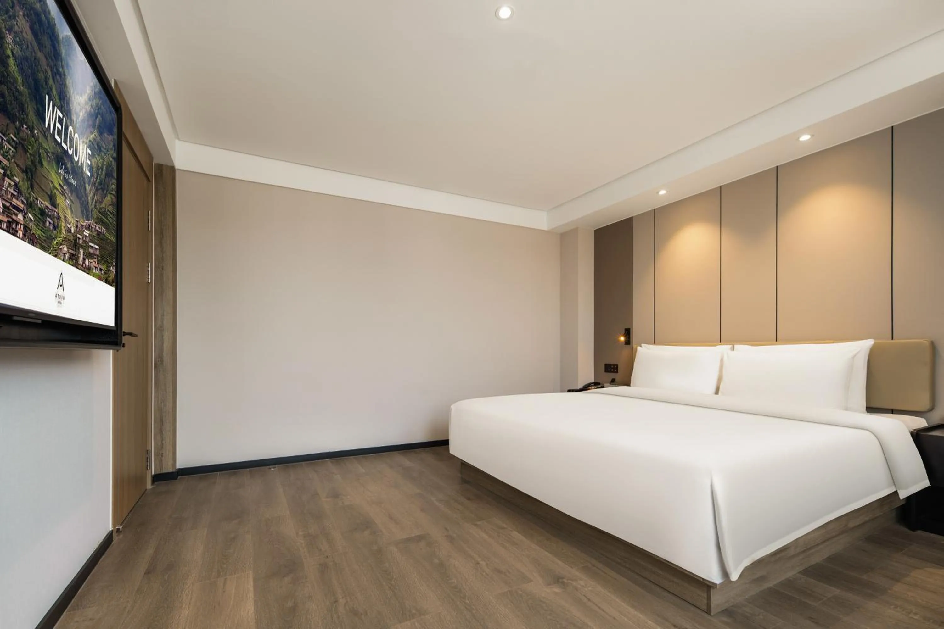 Bed in Atour Hotel -Du Fu Thatched Cottage