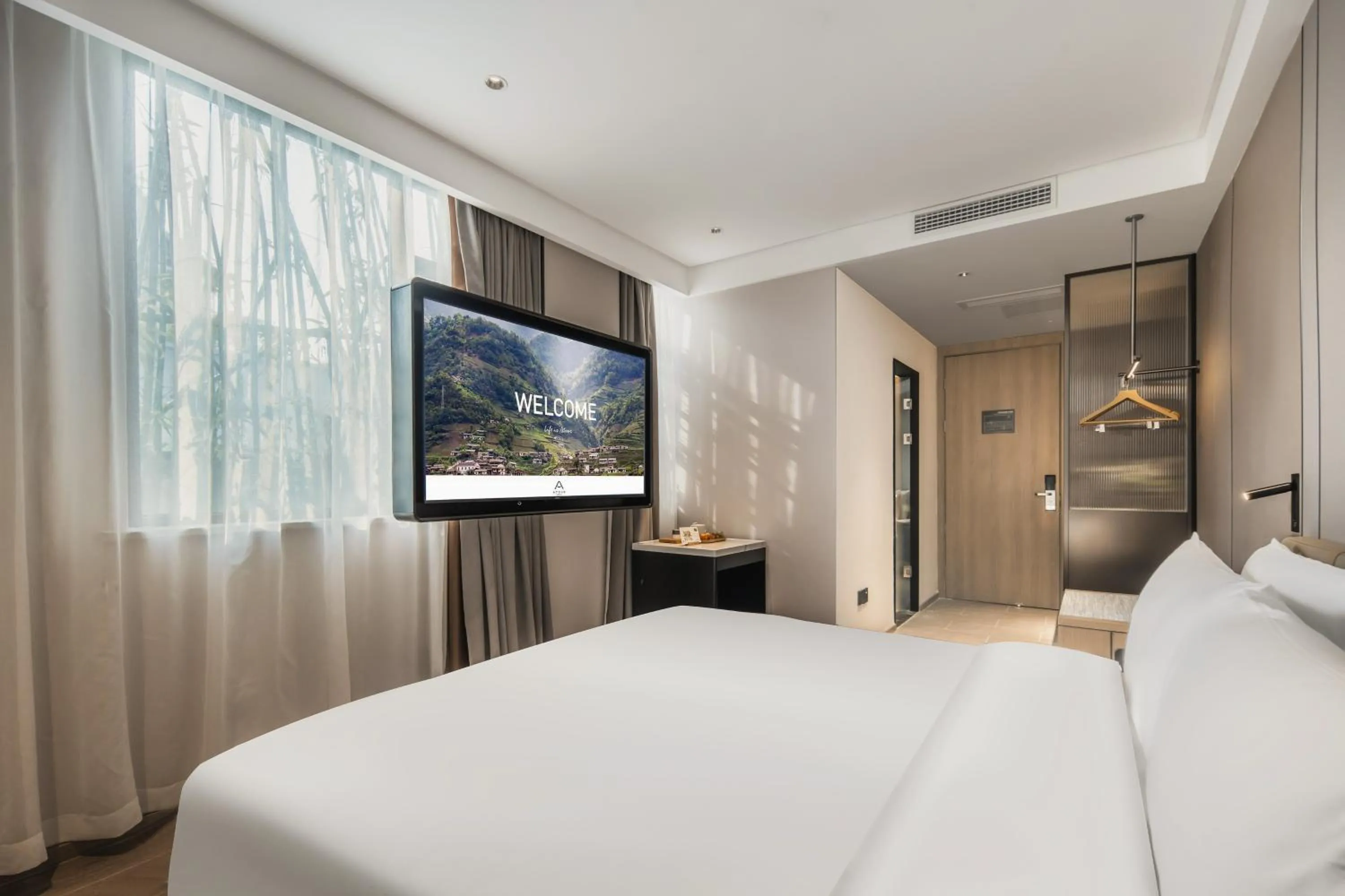 Bed in Atour Hotel -Du Fu Thatched Cottage