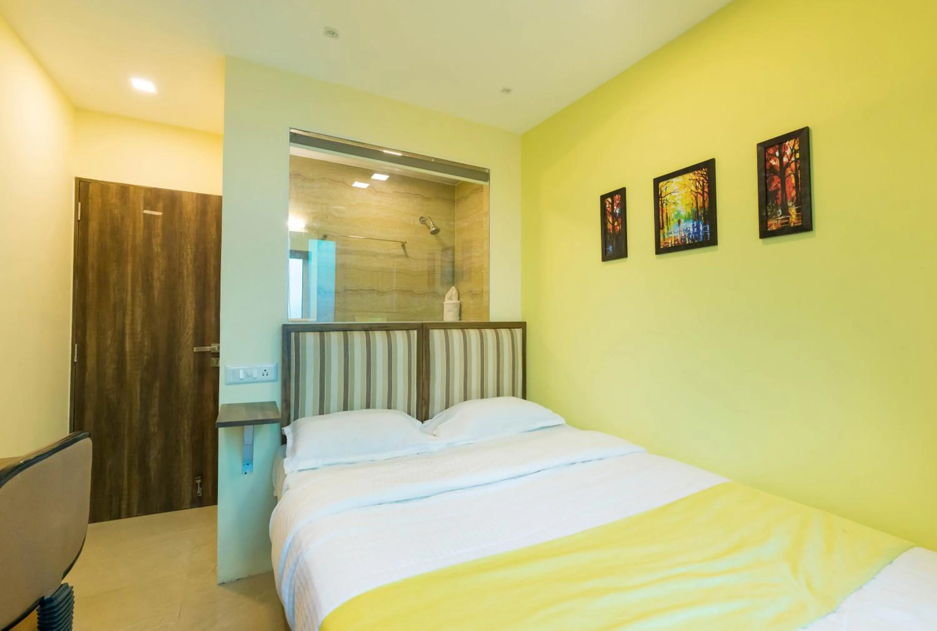 Photo of the whole room in Hotel New Sky Palace Residency- Near International Airport Andheri East