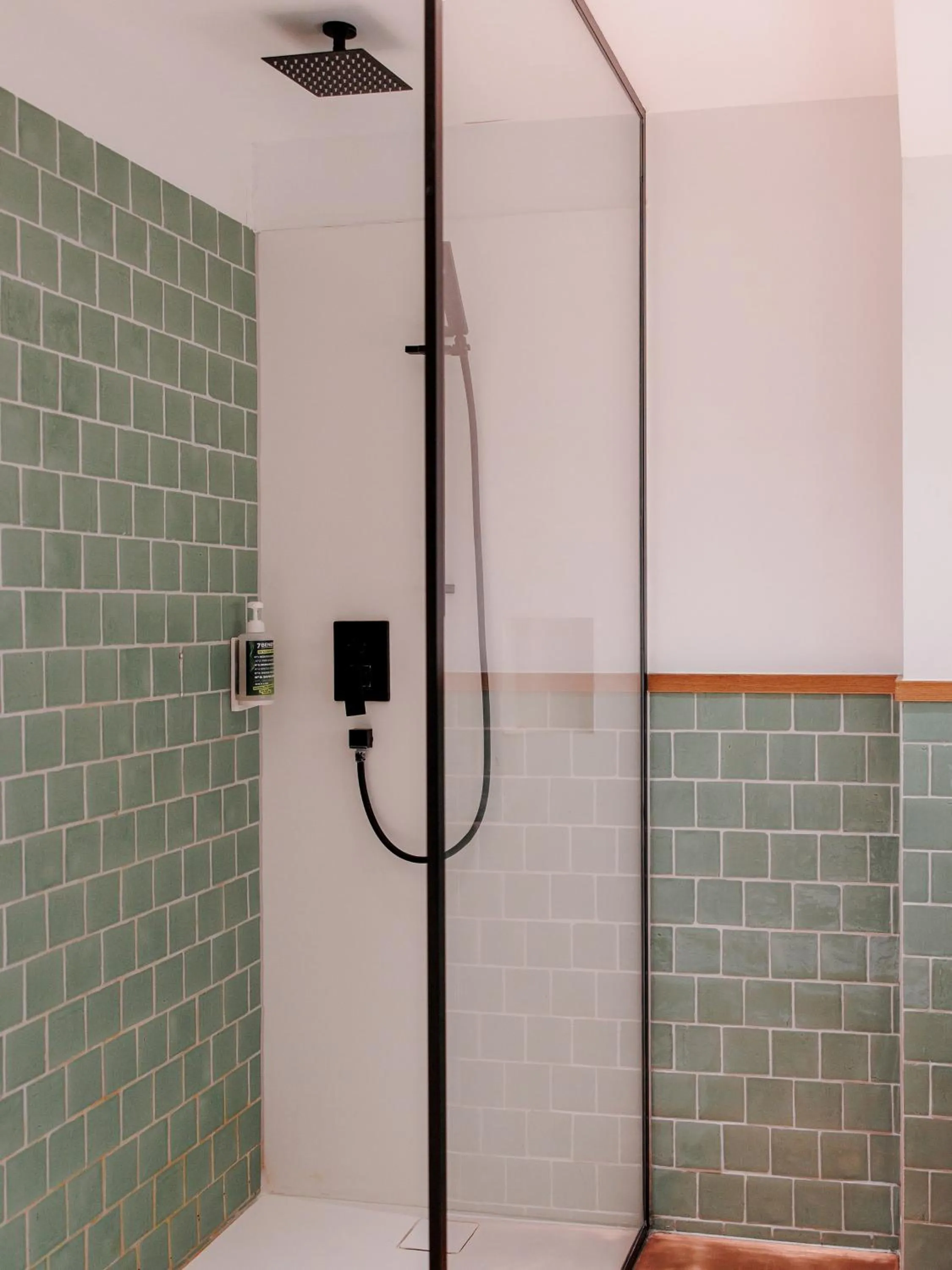 Shower in KONCEPT HOTEL International