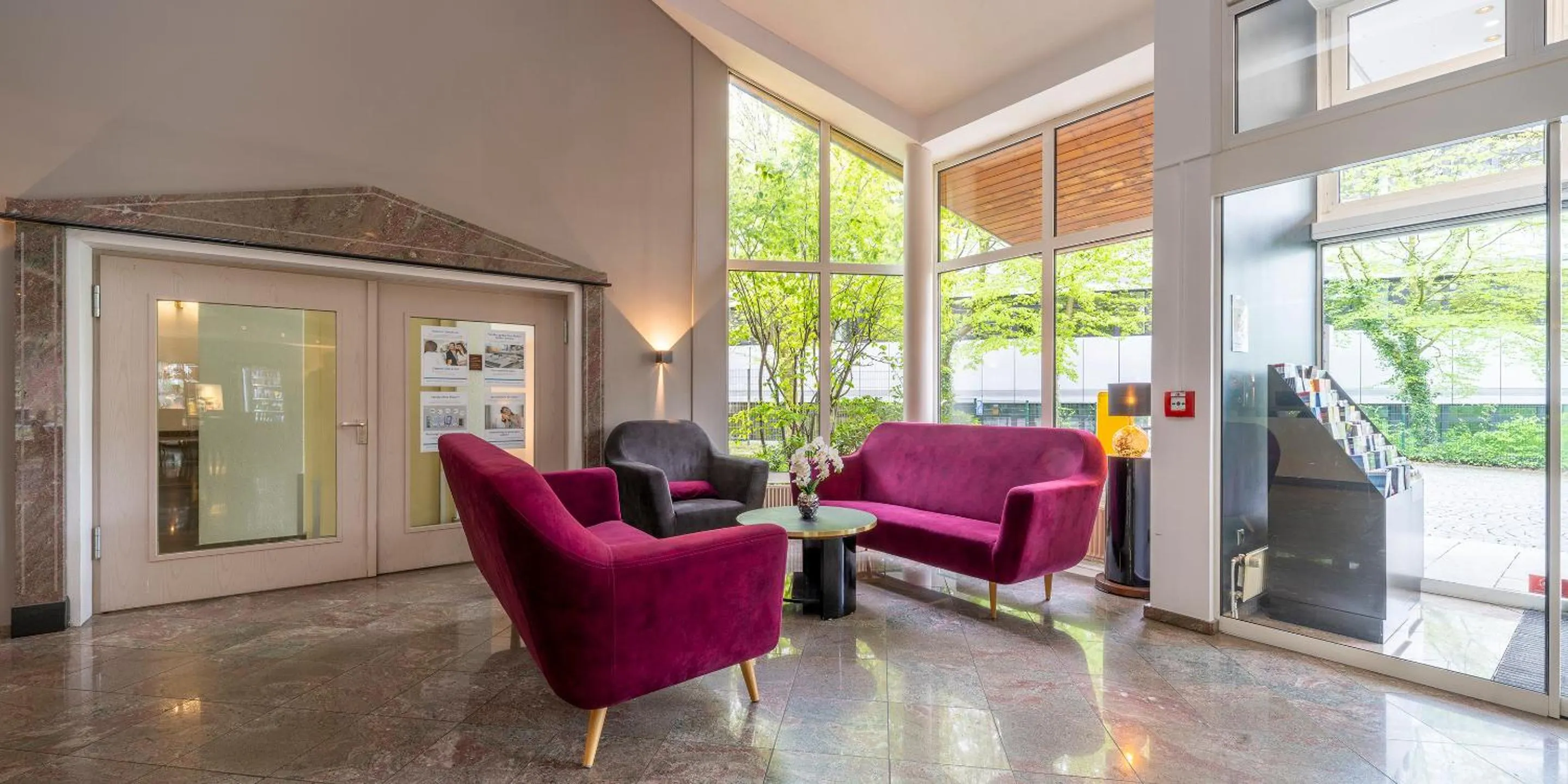 Lobby or reception in Best Western Hotel Schmoeker-Hof