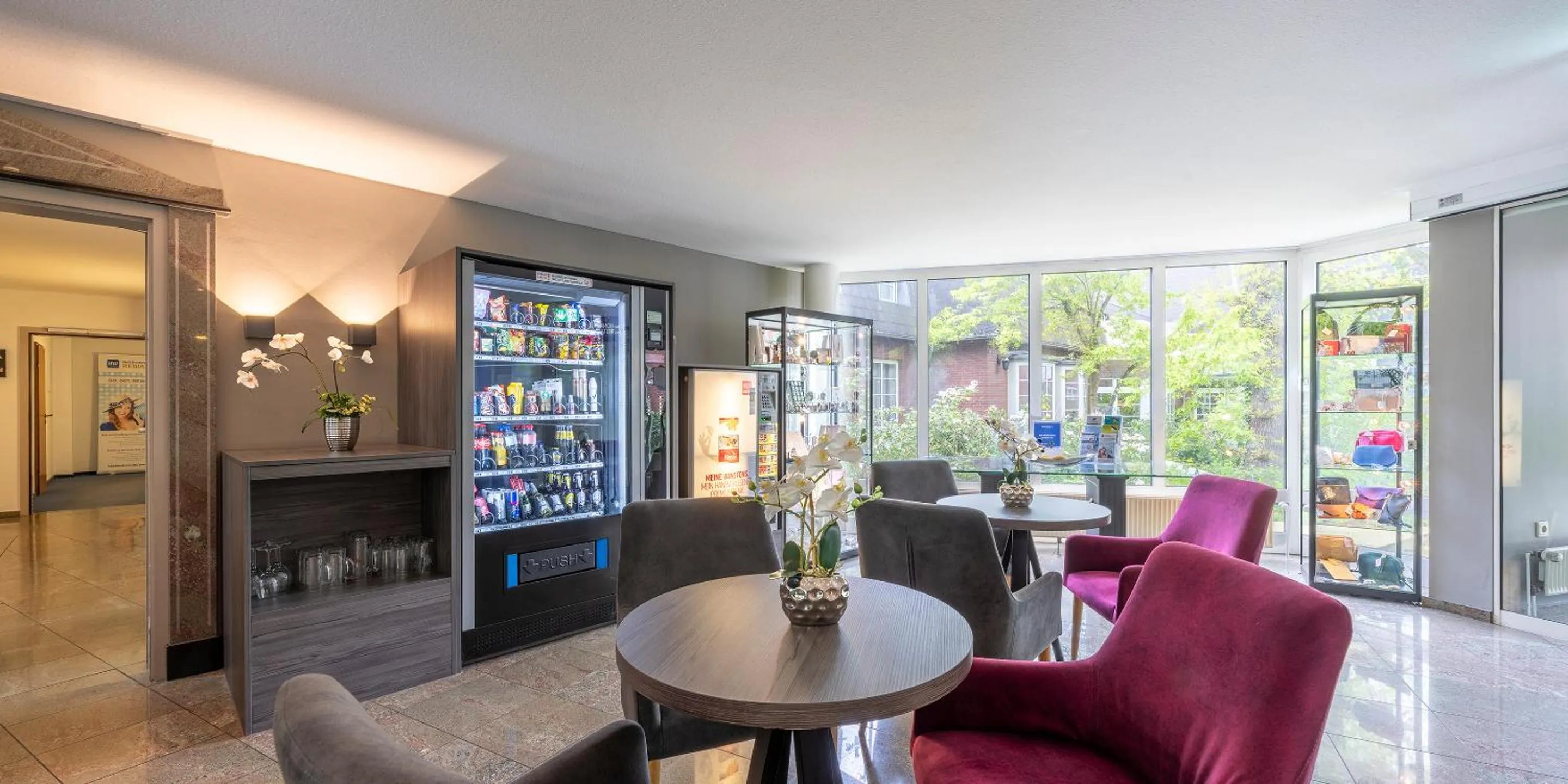 Lobby or reception in Best Western Hotel Schmoeker-Hof