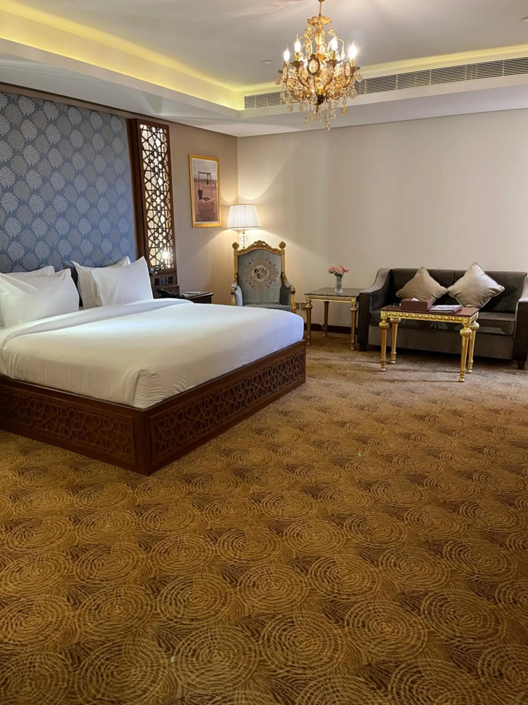 Standard King Room in Al Rahden Hotel Standard King Room in Al Rahden Hotel