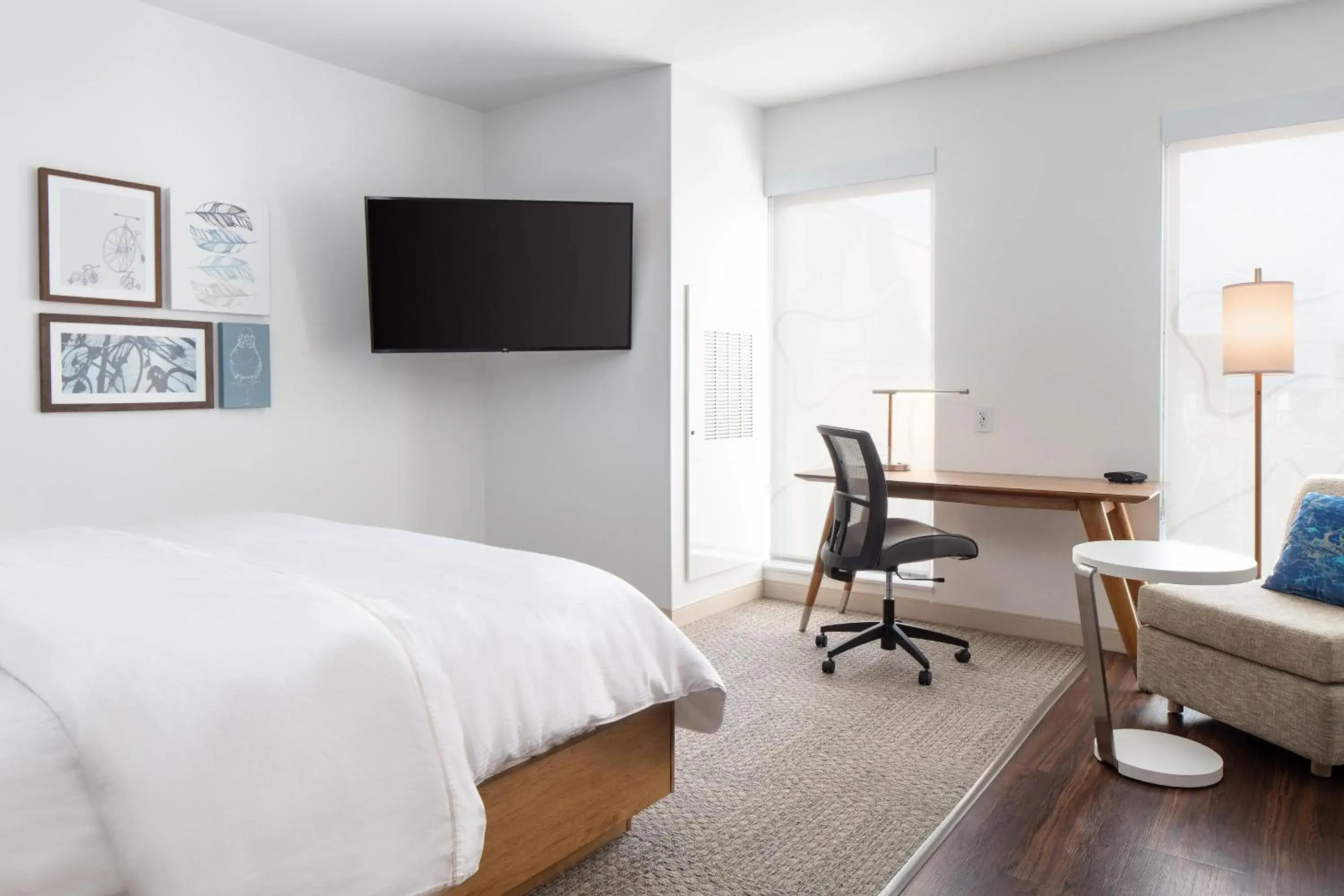 Guest Room, 1 King in Element Iowa City Guest Room, 1 King in Element Iowa City