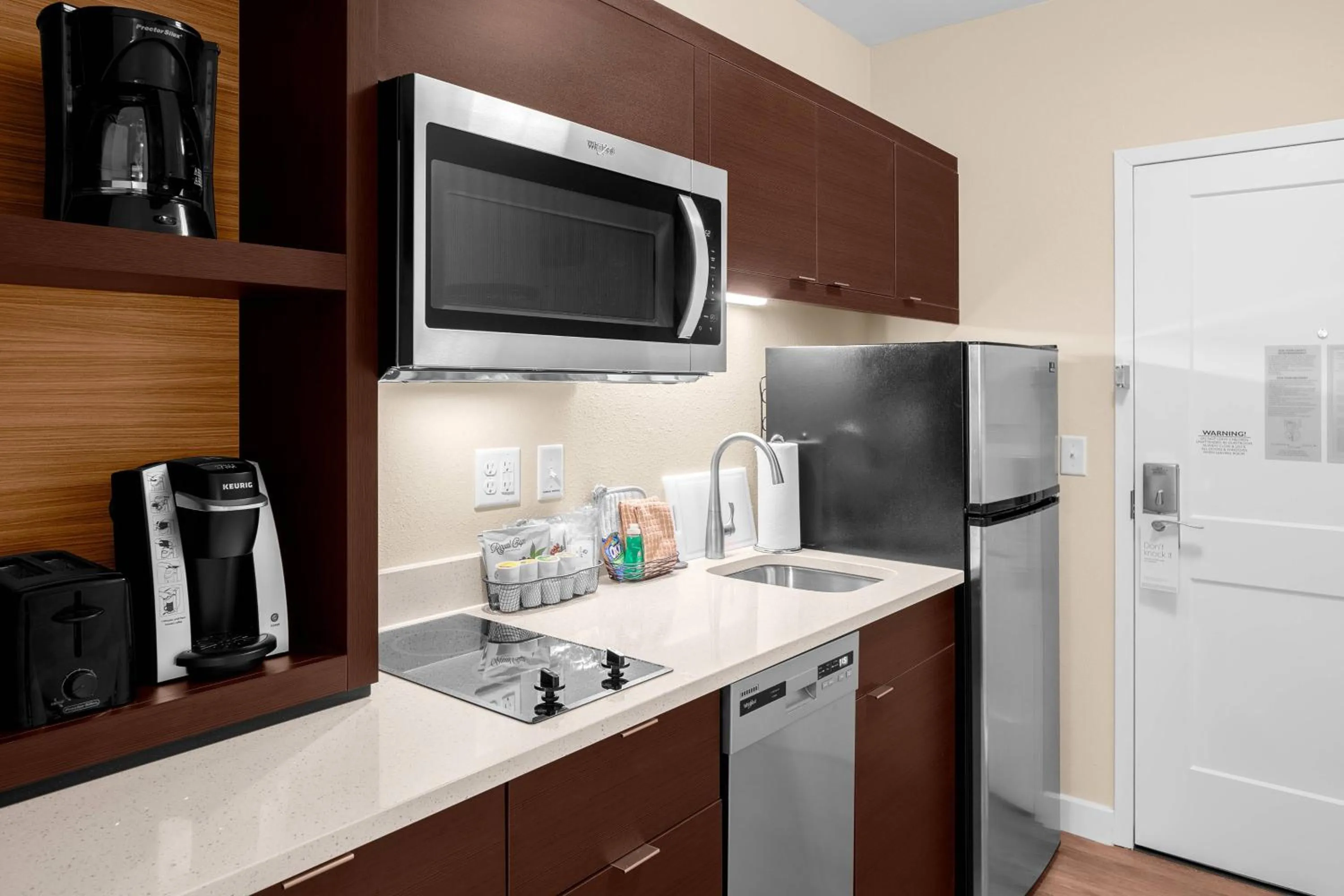 Kitchen or kitchenette in TownePlace Suites Cincinnati Fairfield