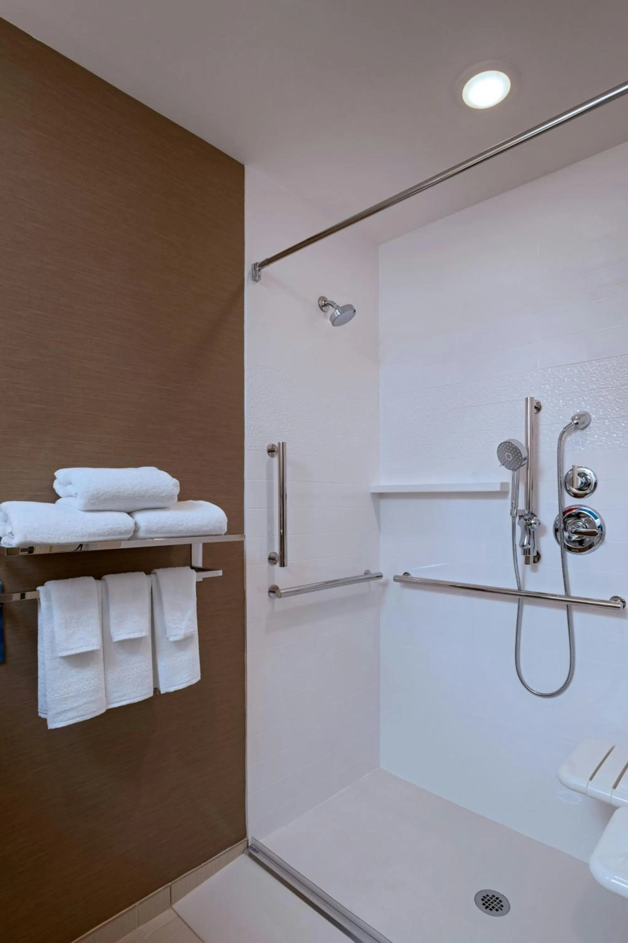 Bathroom in Fairfield Inn & Suites Houston Richmond