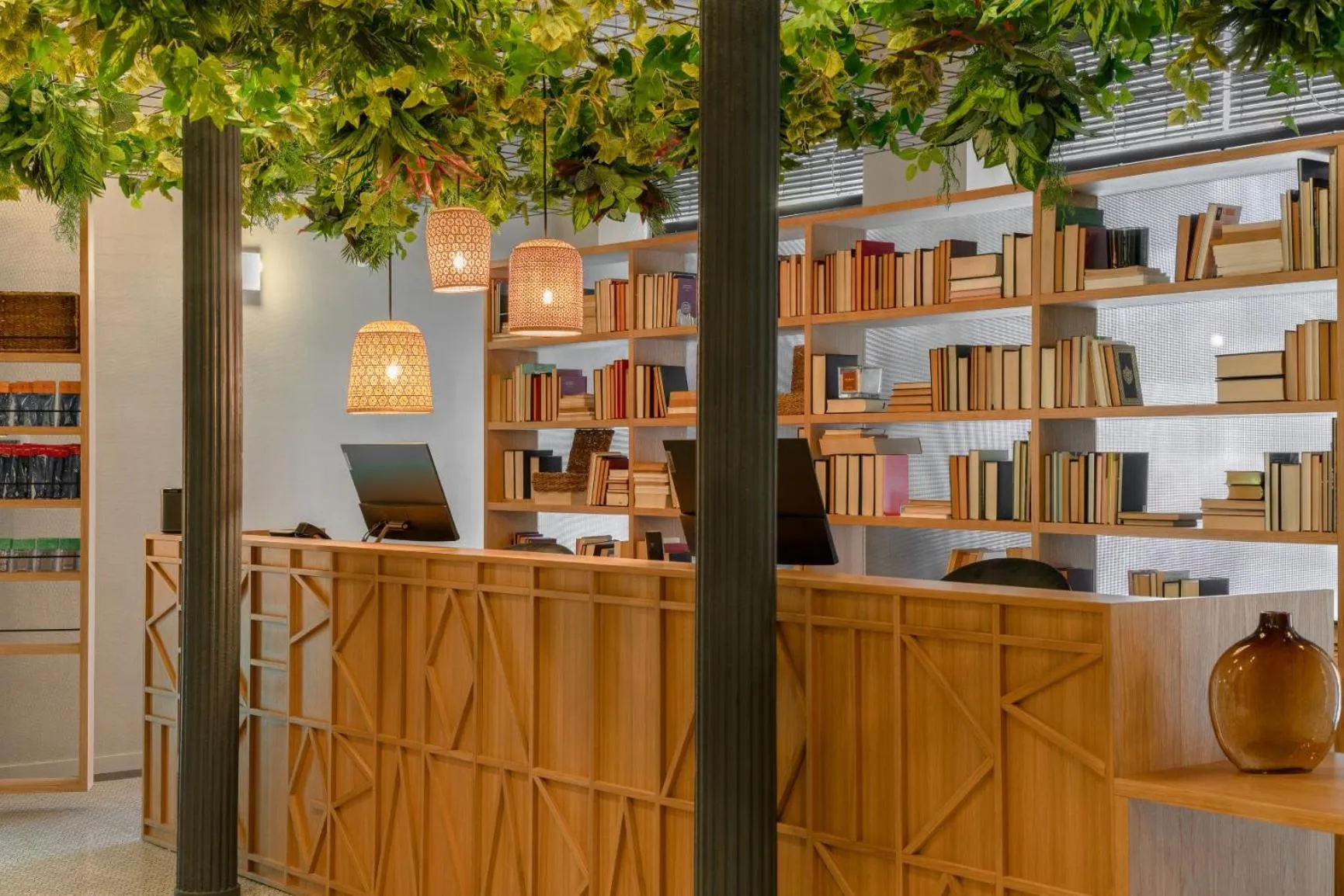 Lobby or reception in Toc Hostel Granada