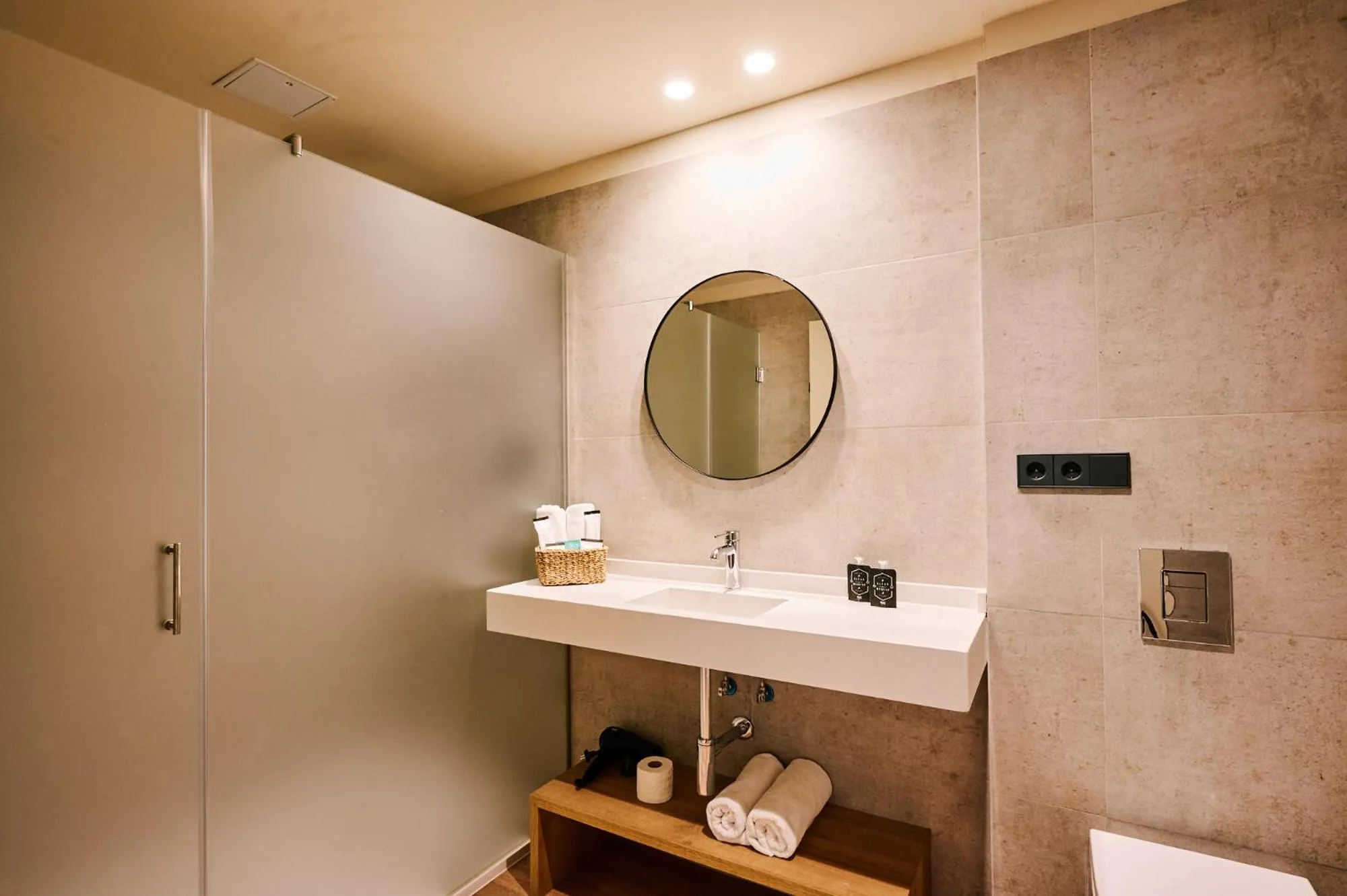 Bathroom in Toc Hostel Granada