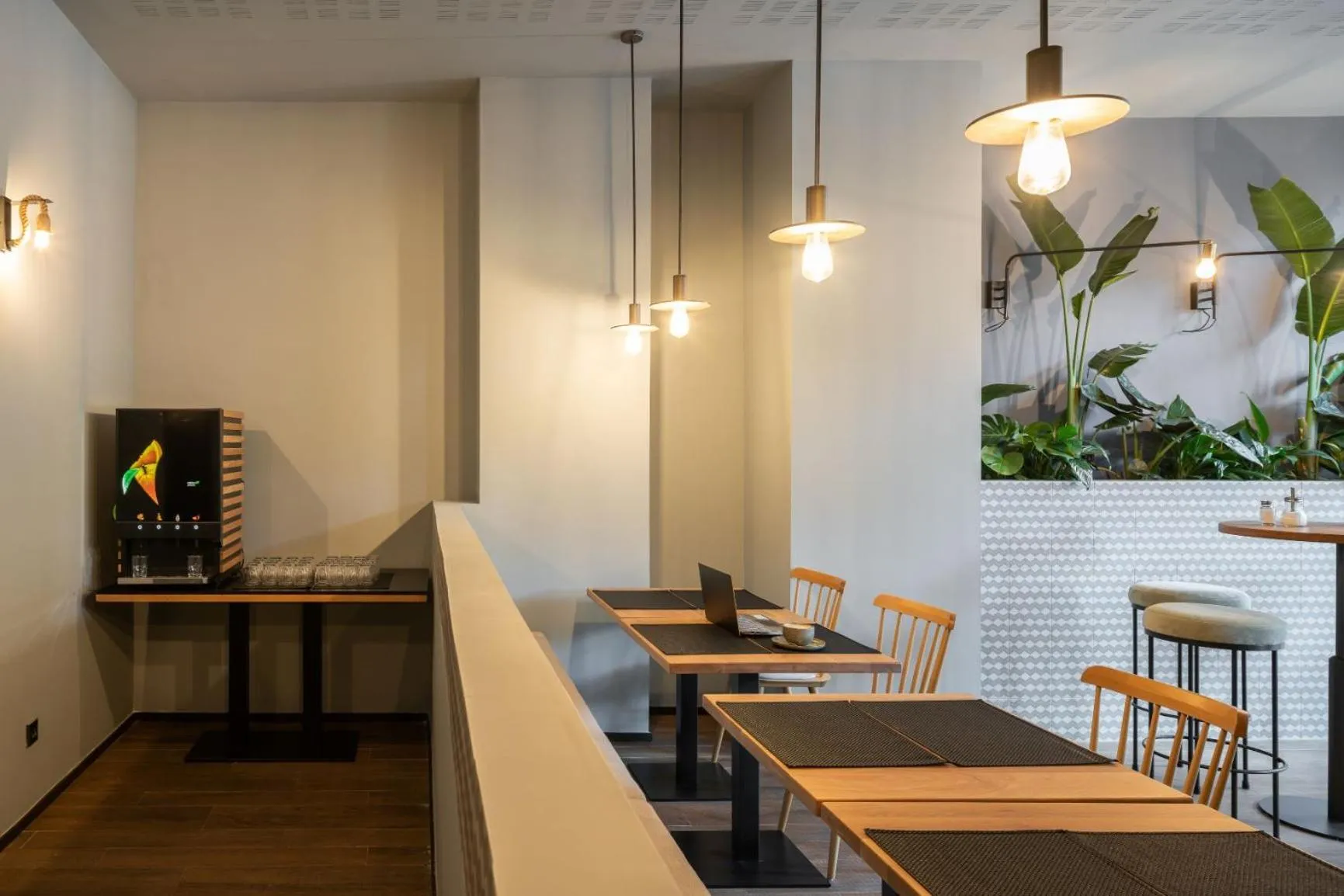 Restaurant/places to eat in Toc Hostel Granada