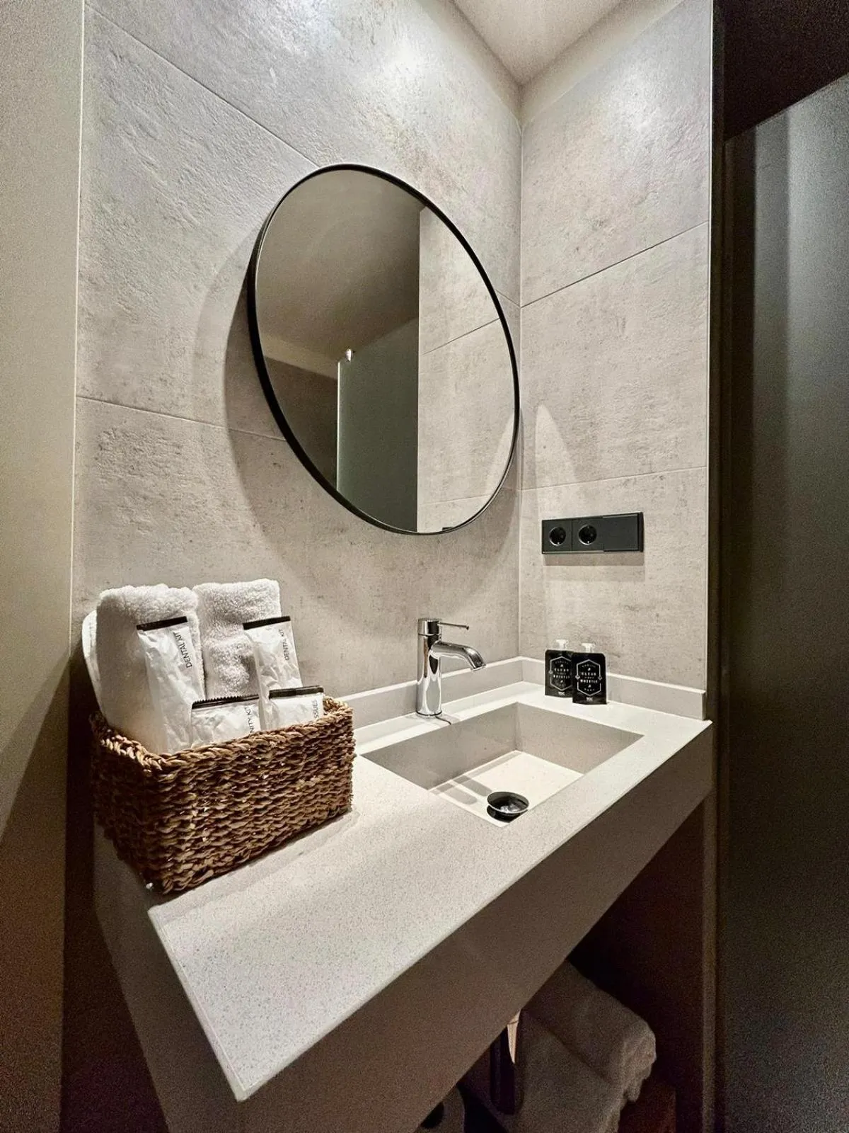 Bathroom in Toc Hostel Granada