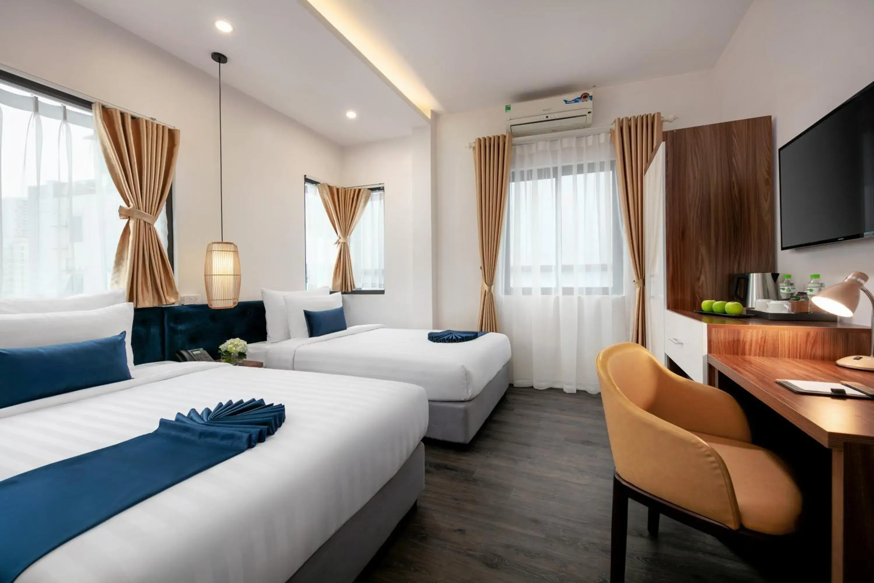 Deluxe Twin Room - single occupancy in Patel Hotel Hanoi Deluxe Twin Room - single occupancy in Patel Hotel Hanoi