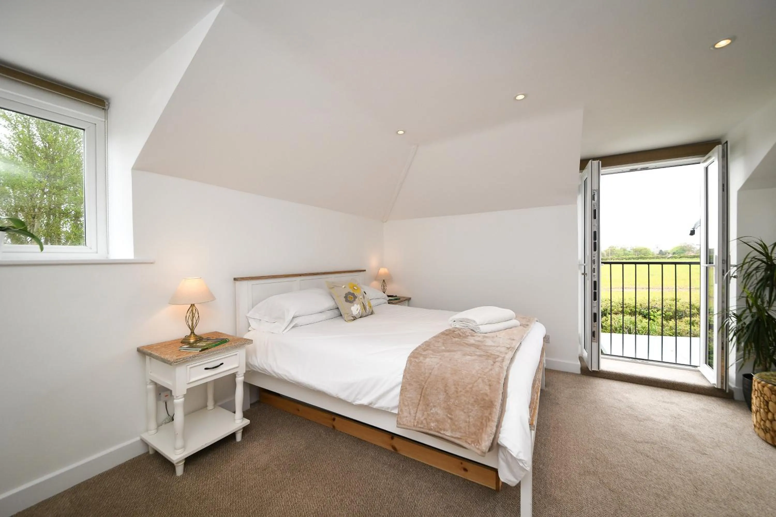 View (from property/room), Bed in Lakeside Old Hunstanton