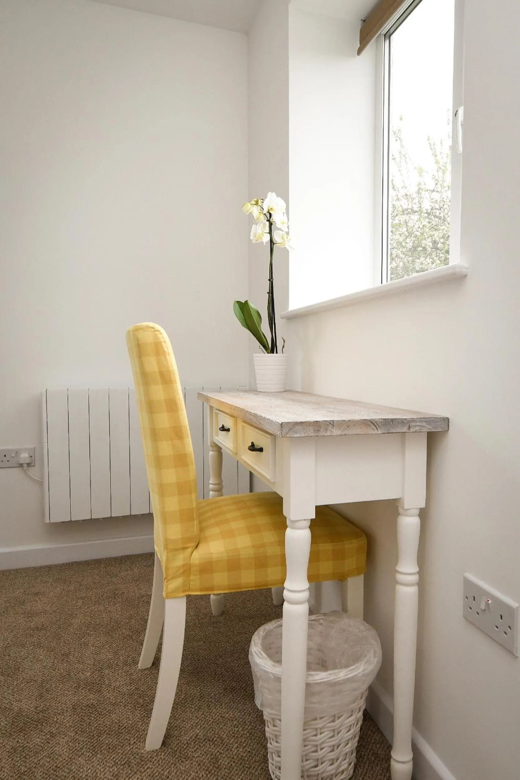 Seating area in Lakeside Old Hunstanton