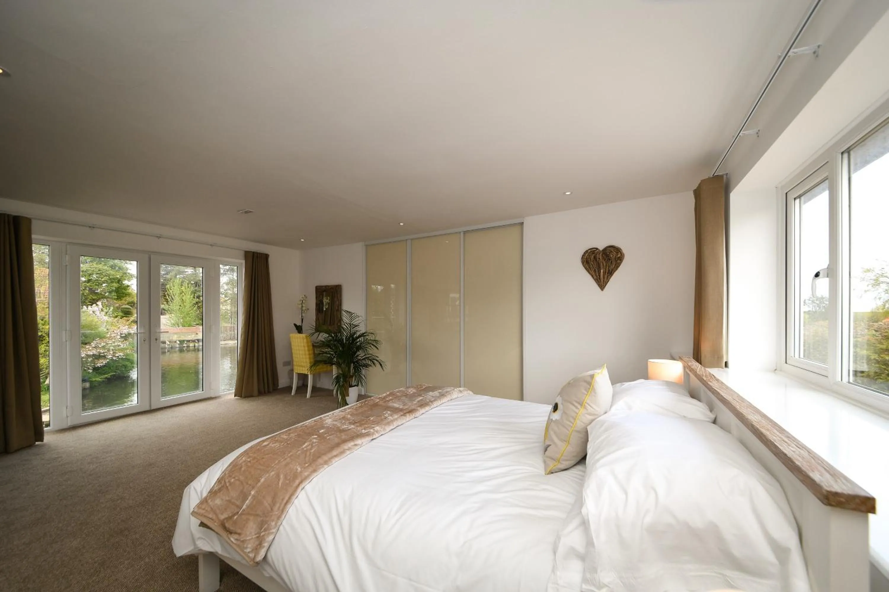 Bed in Lakeside Old Hunstanton