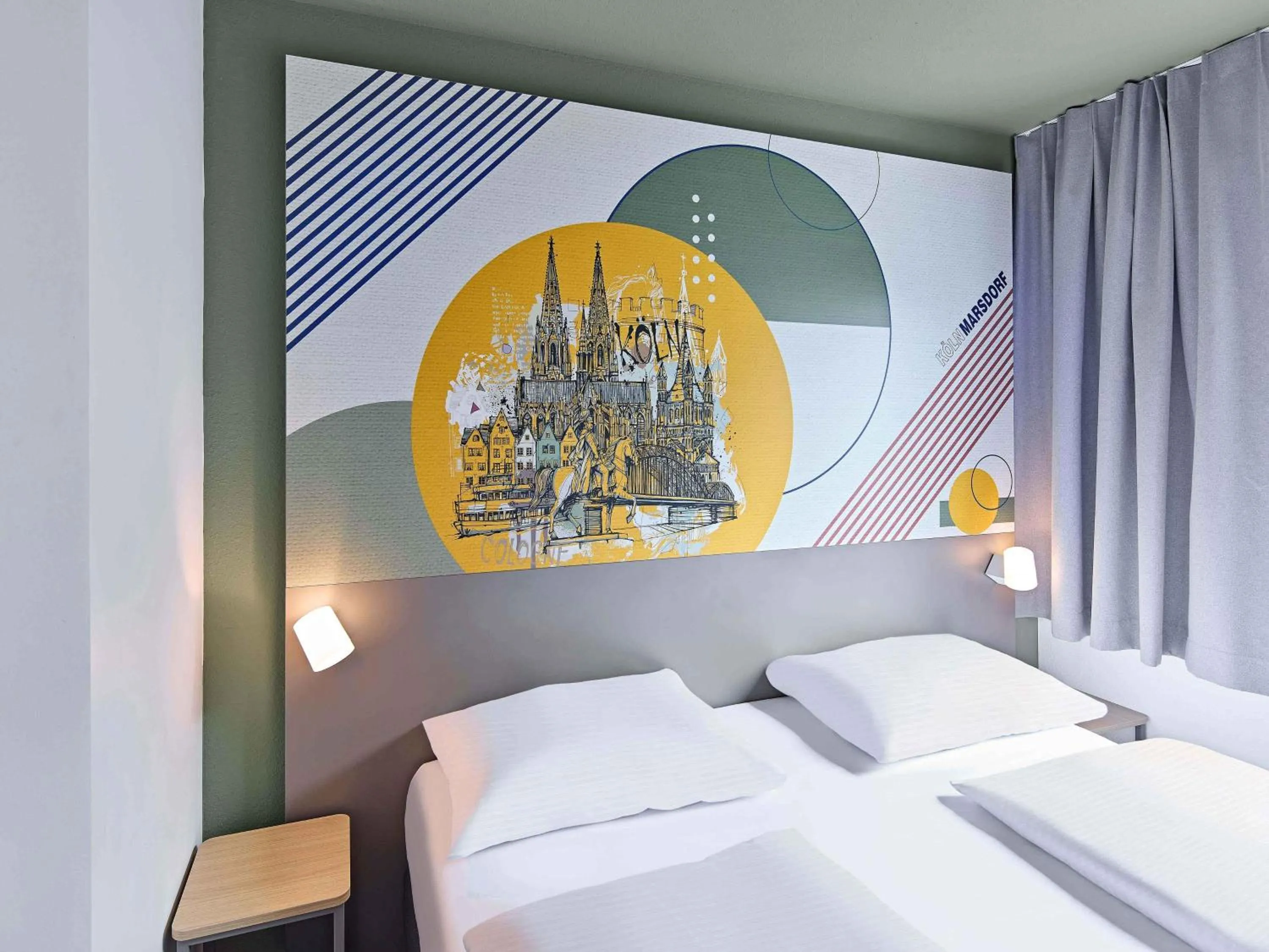 Photo of the whole room, Bed in B&B HOTEL Köln-Marsdorf