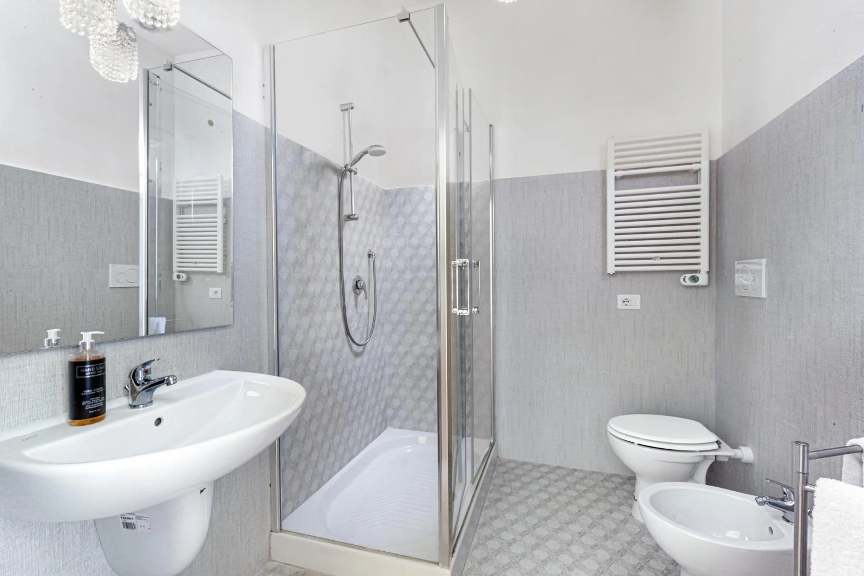 Shower in Relais Antica Napoli